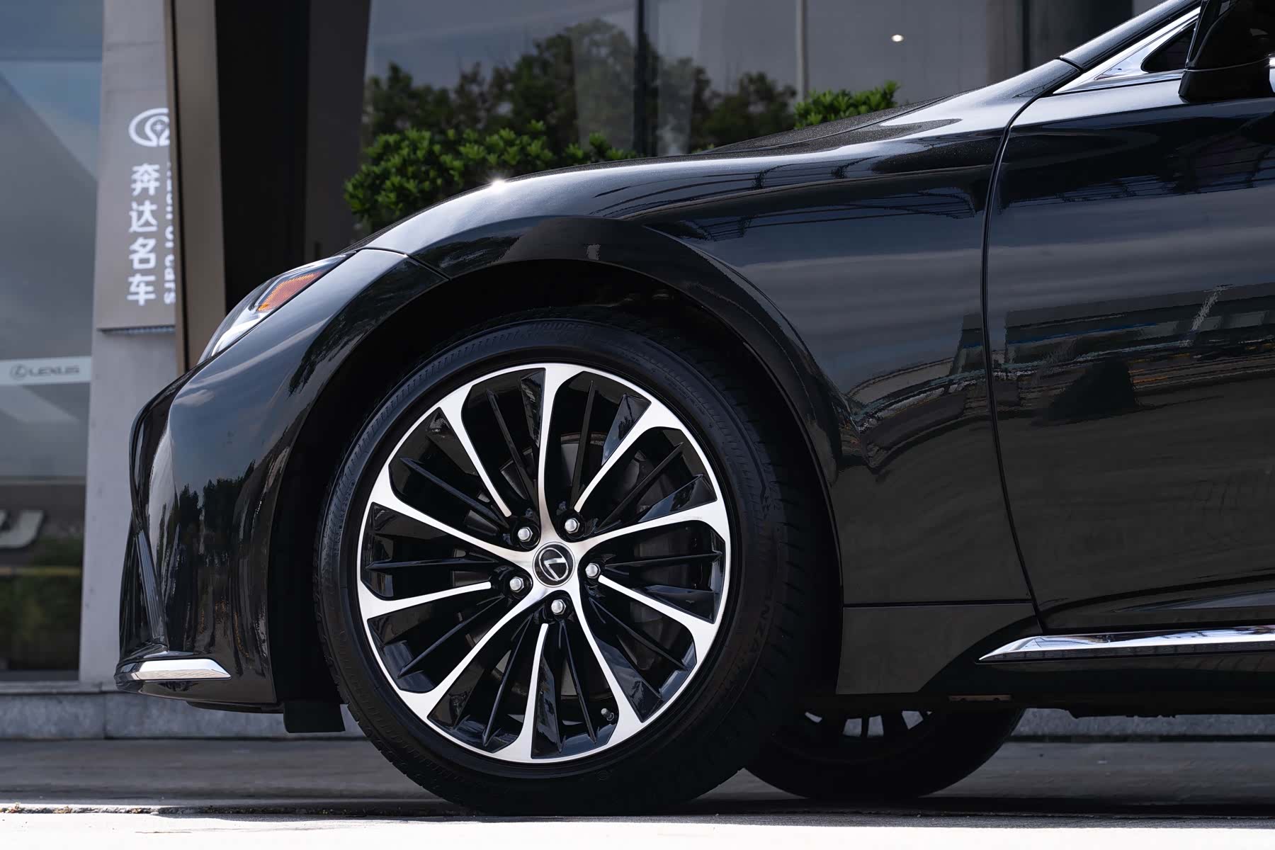 Lexus LS, 2021 8