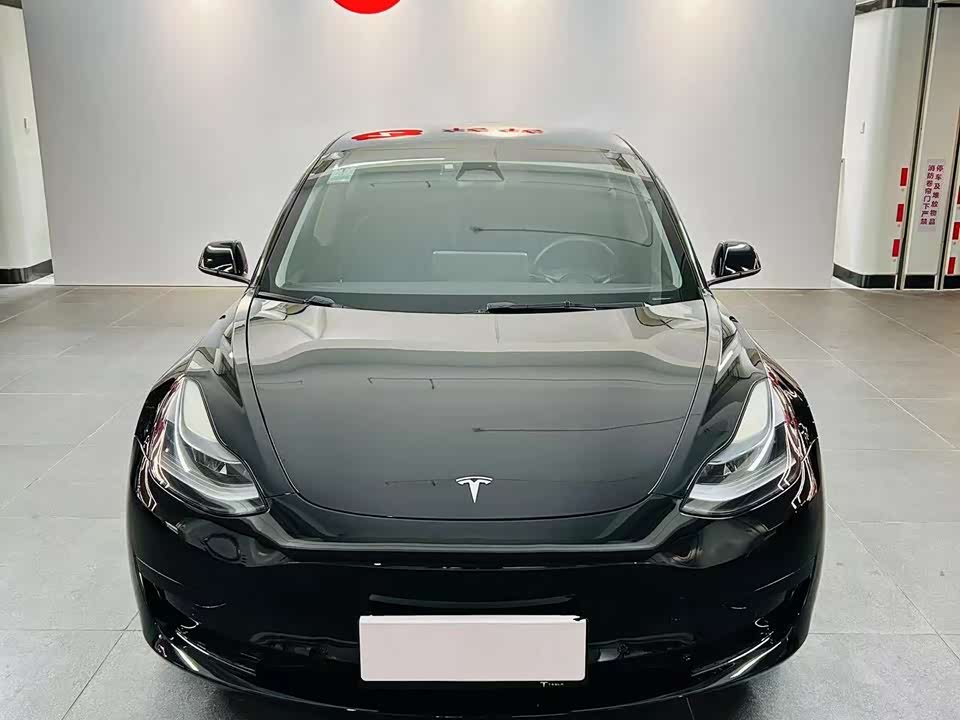 Tesla Model Y Tesla Model Y