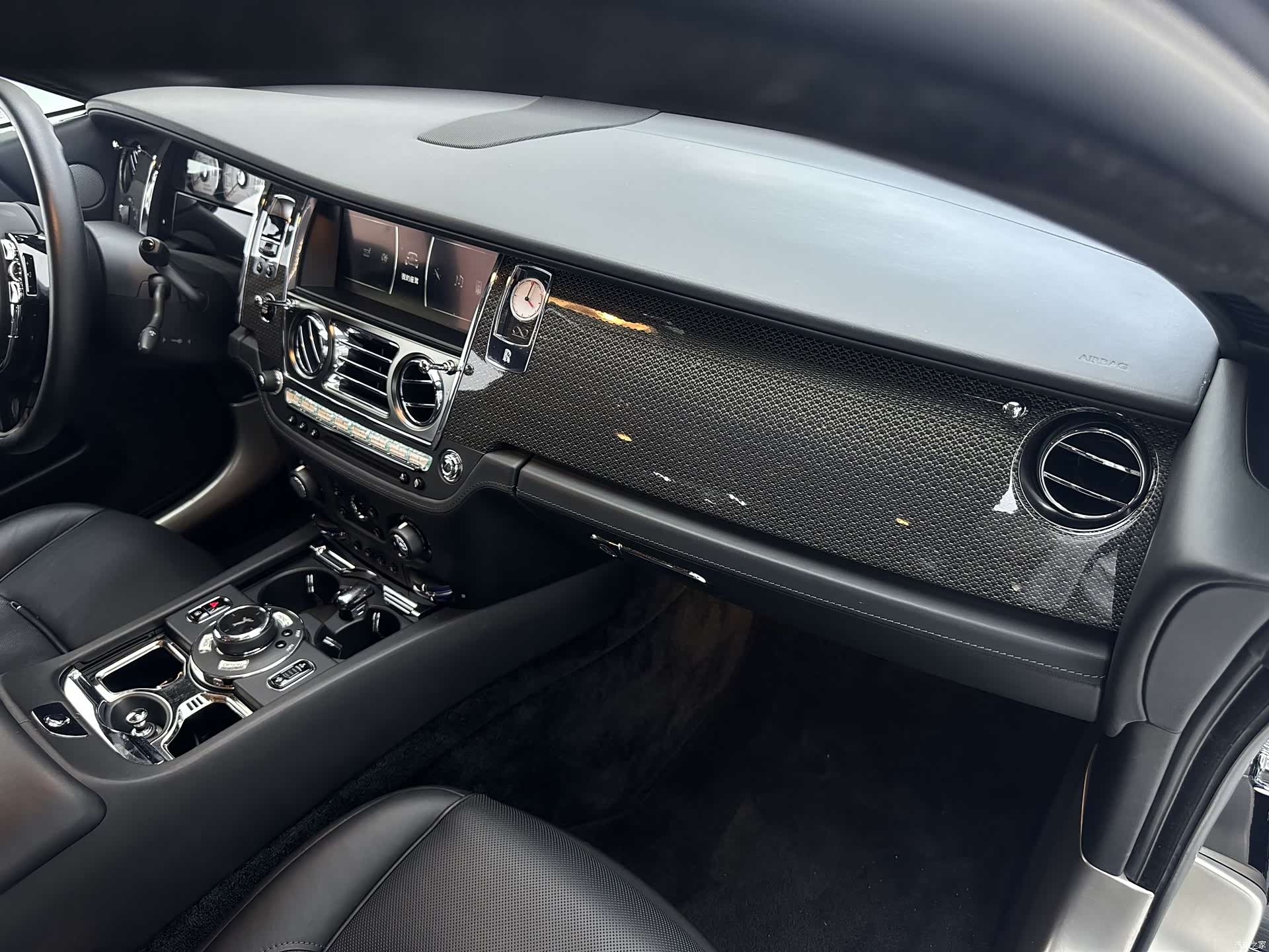 Rolls-Royce Wraith, 2017 14