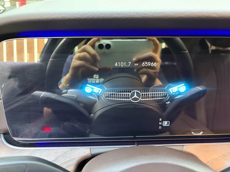 Mercedes-Benz E-Class 2021, фото 9