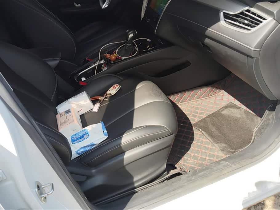 Roewe i5 Roewe i5