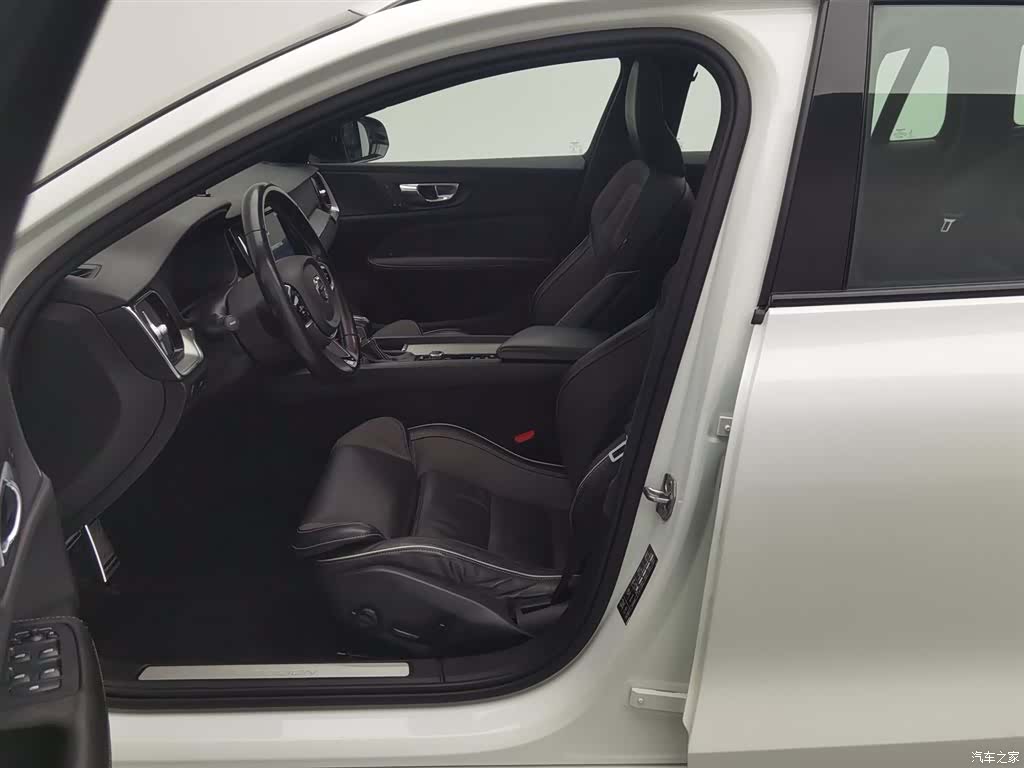 Volvo V60, 2020 10