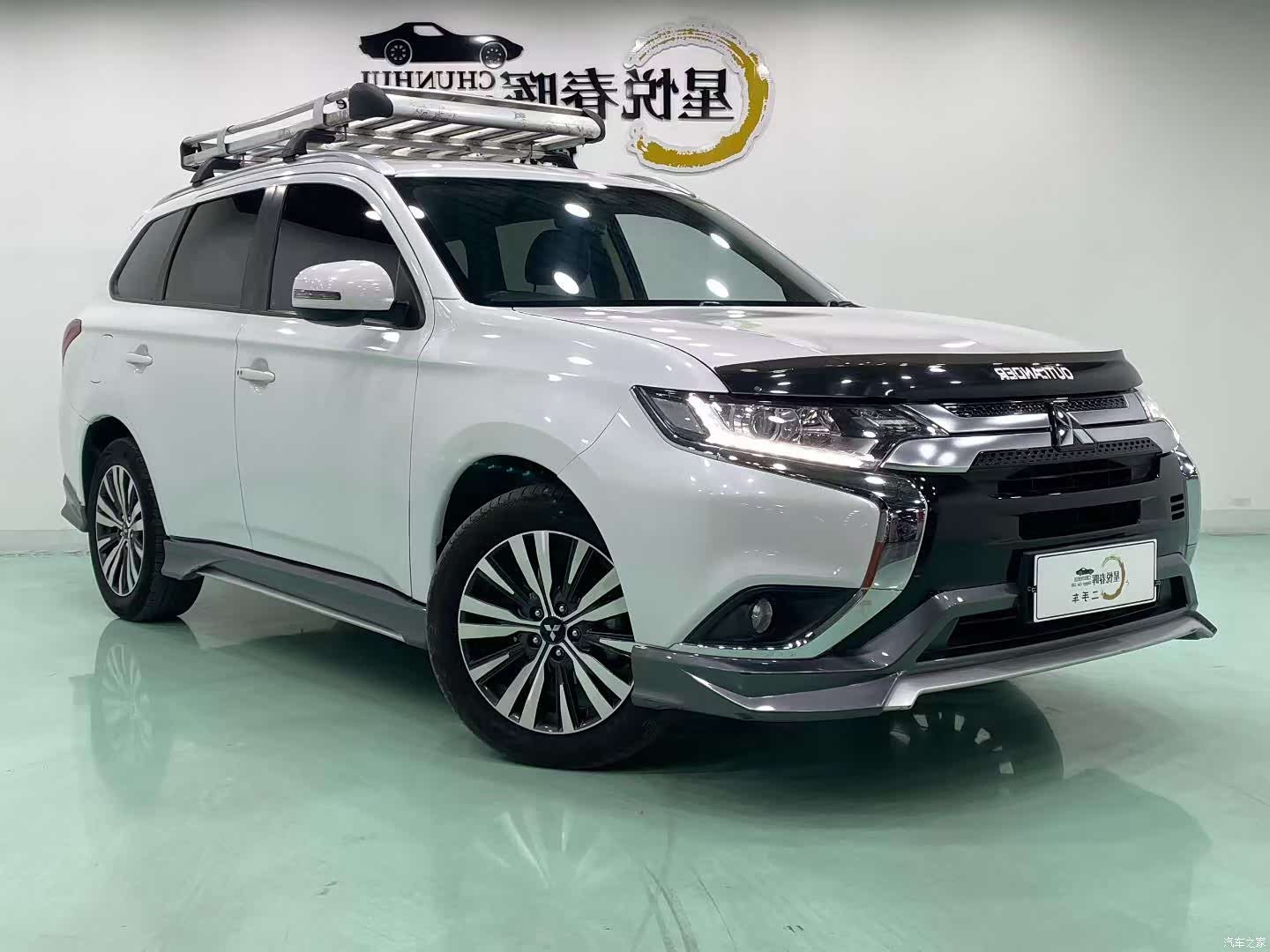 Mitsubishi Outlander, 2022 3