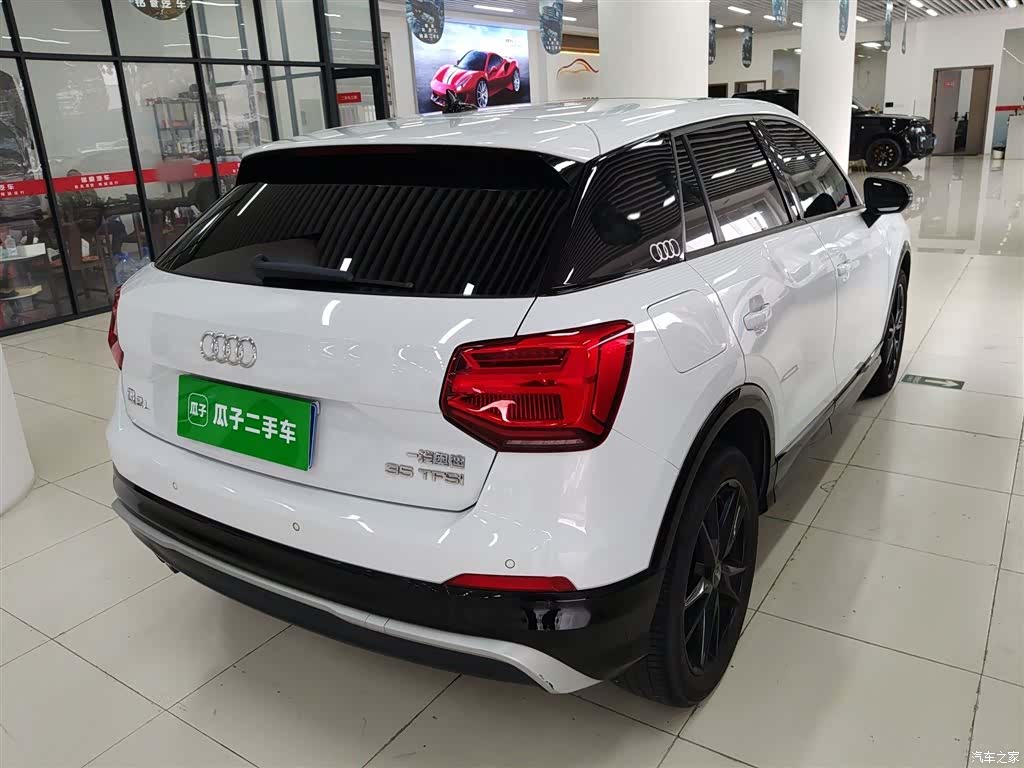 Audi Q2L, 2019 все фото