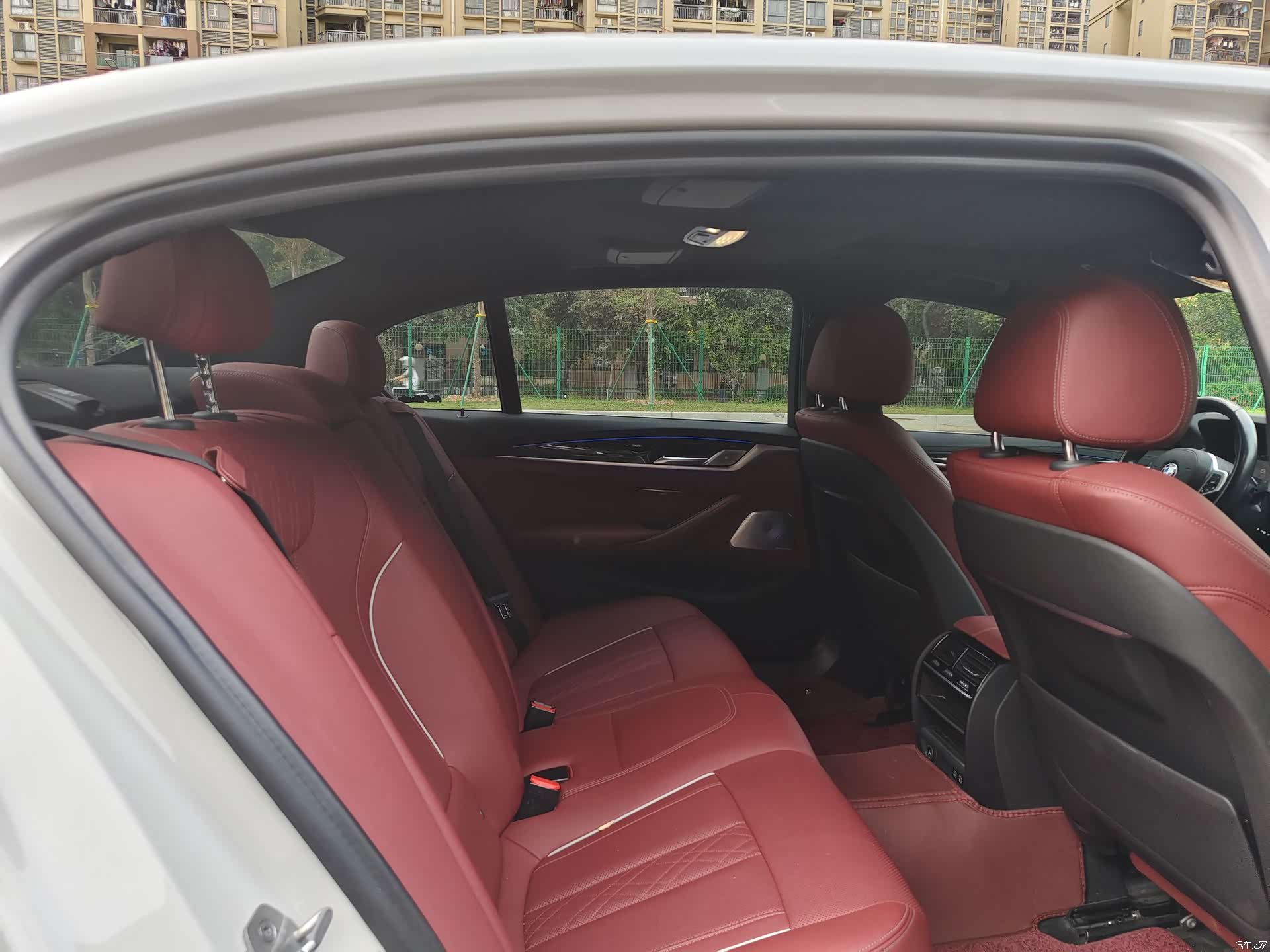 BMW 5 Series, 2021 11