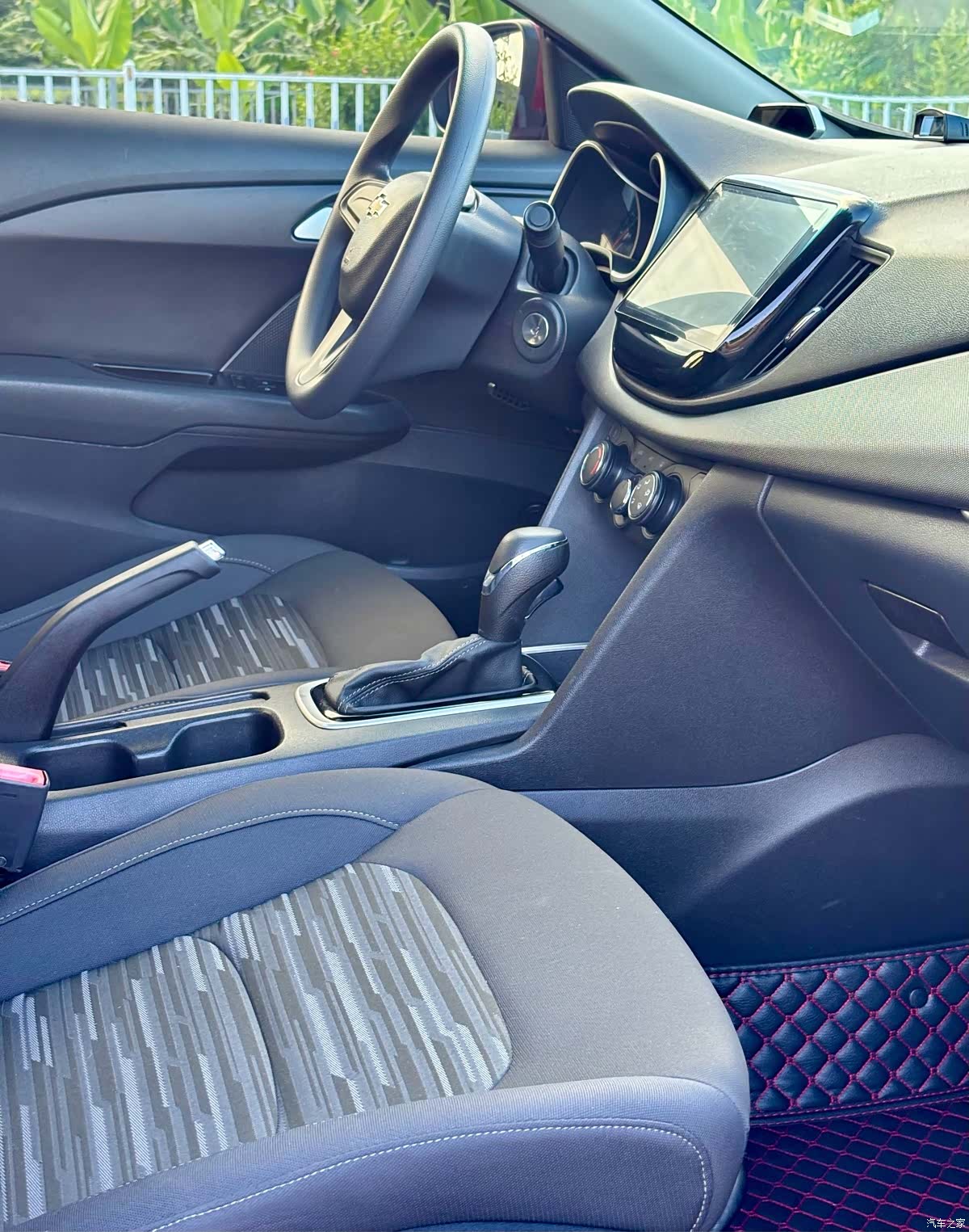 Chevrolet 320, 2018 8