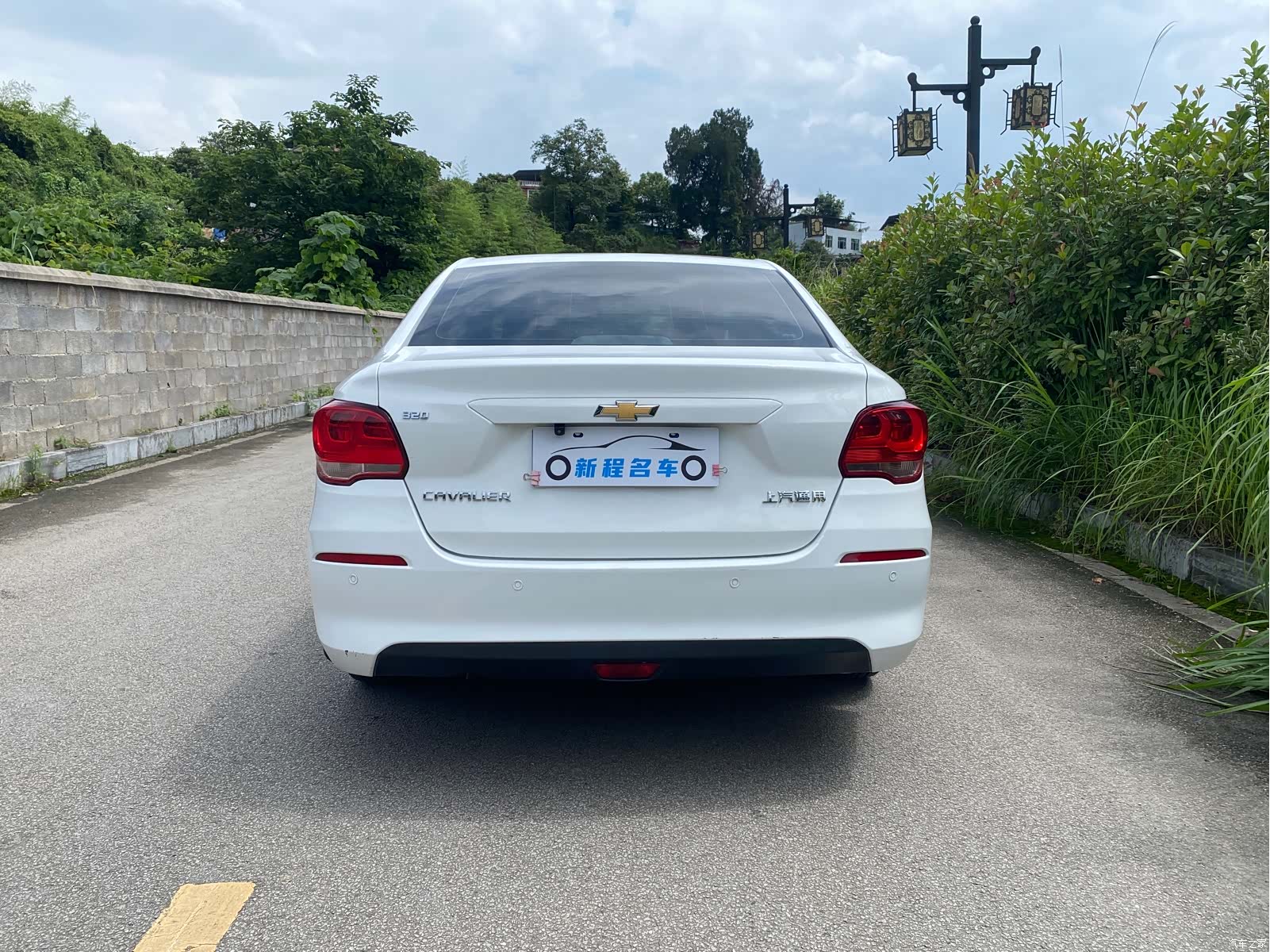 Chevrolet 320, 2019 все фото