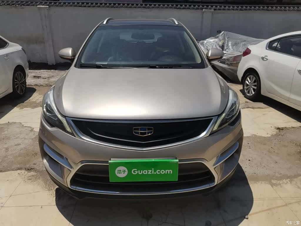 Geely Emgrand, 2017 3