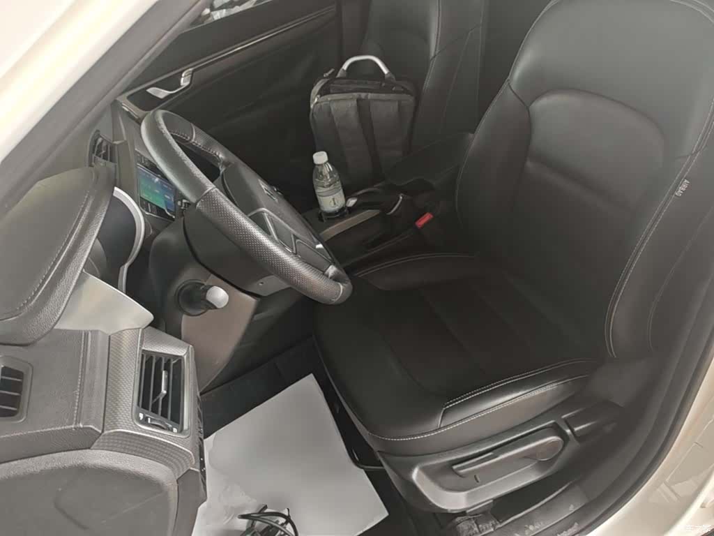 Geely Emgrand, 2017 15