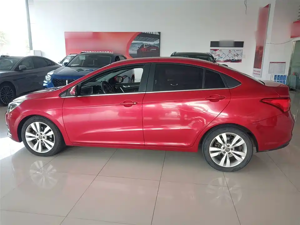 Chery Arrizo 5