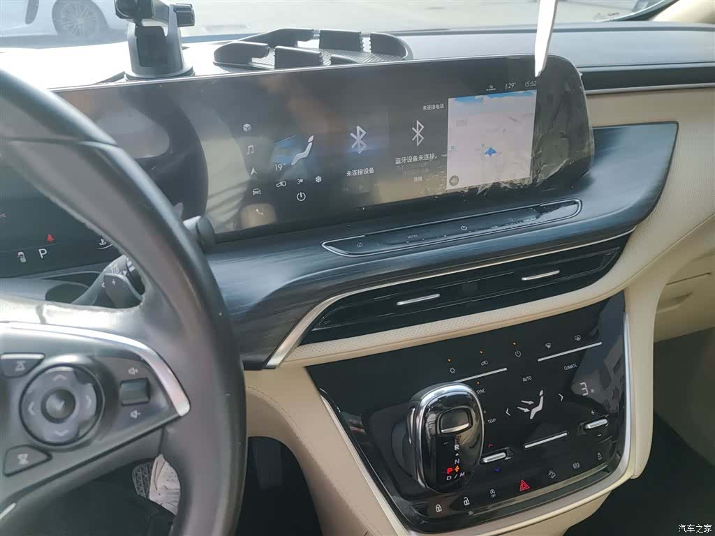 Buick GL8, 2022 13