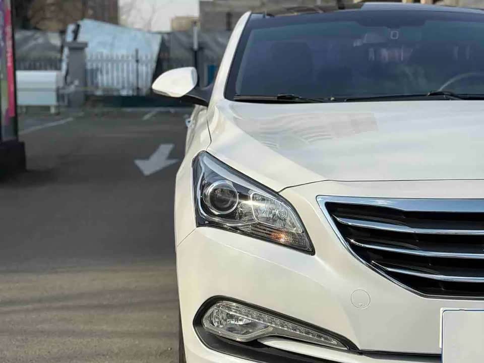 Hyundai Name picture