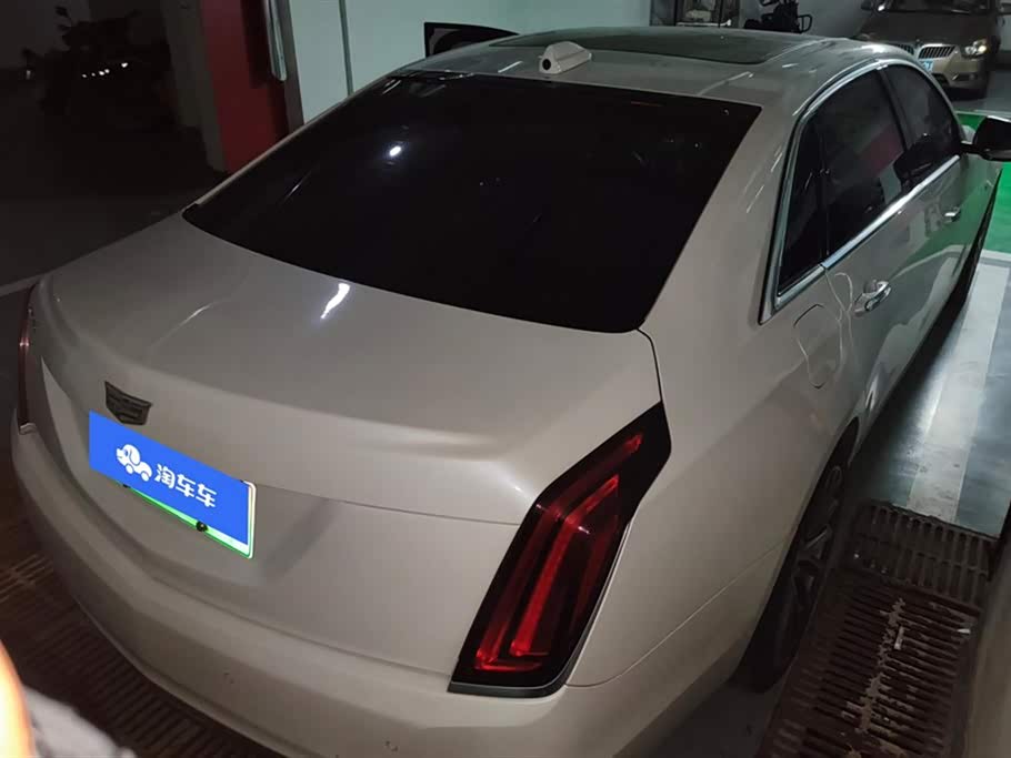 Cadillac CT6 PLUG-IN
