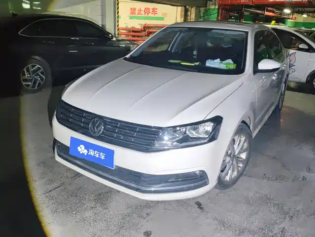 Volkswagen Lavida 2019 — купить из Китая под заказ