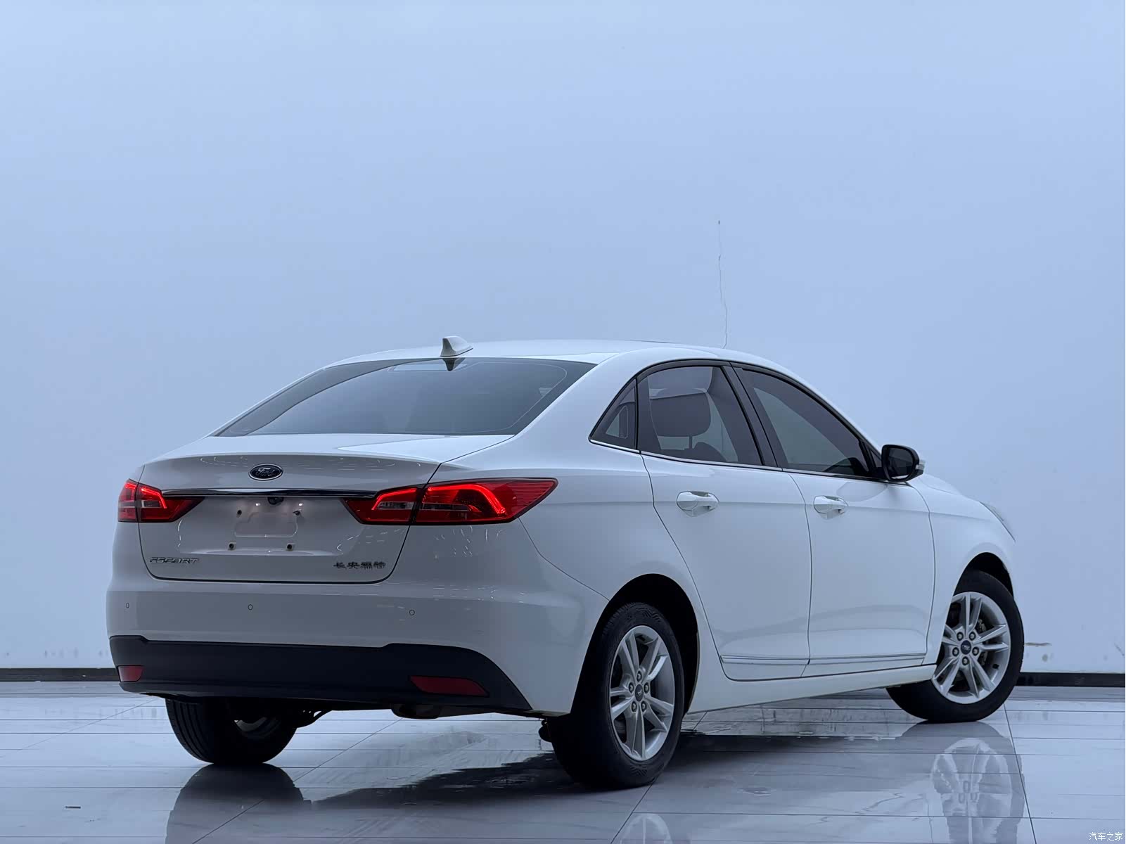 Ford V, 2020 15