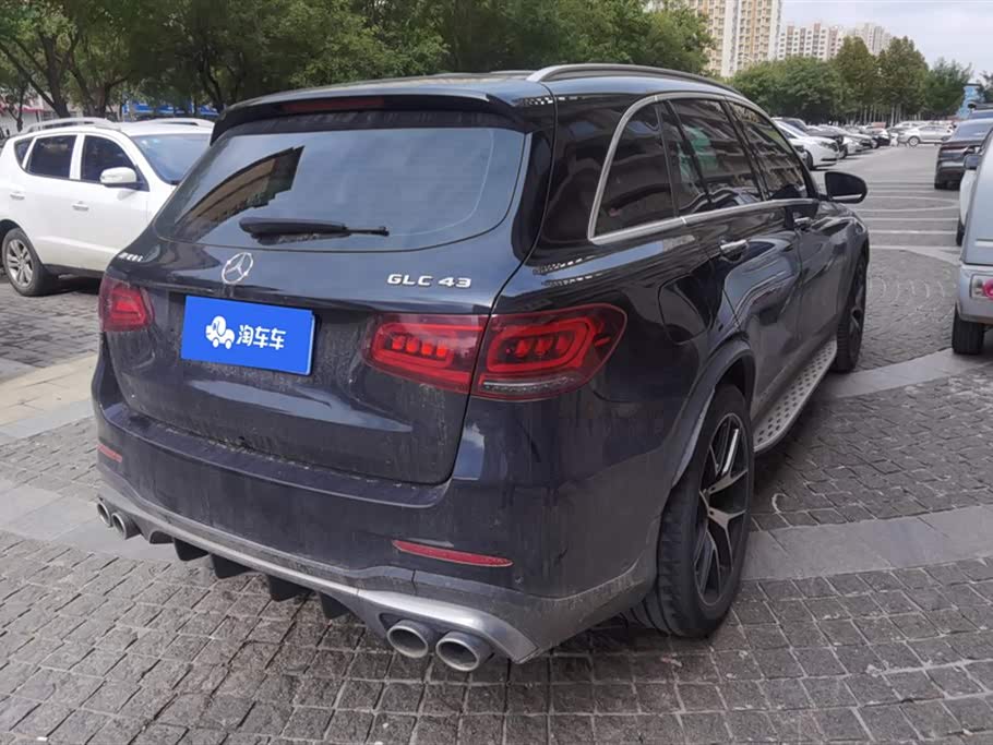 Mercedes-Benz GLC AMG