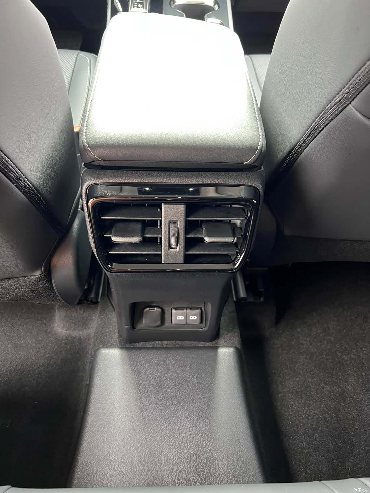 Lexus NX, 2024 14