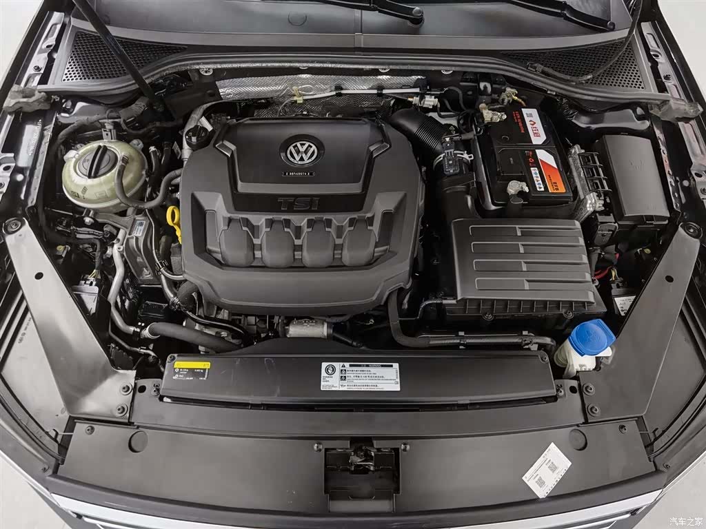 Volkswagen Magotan, 2019 6