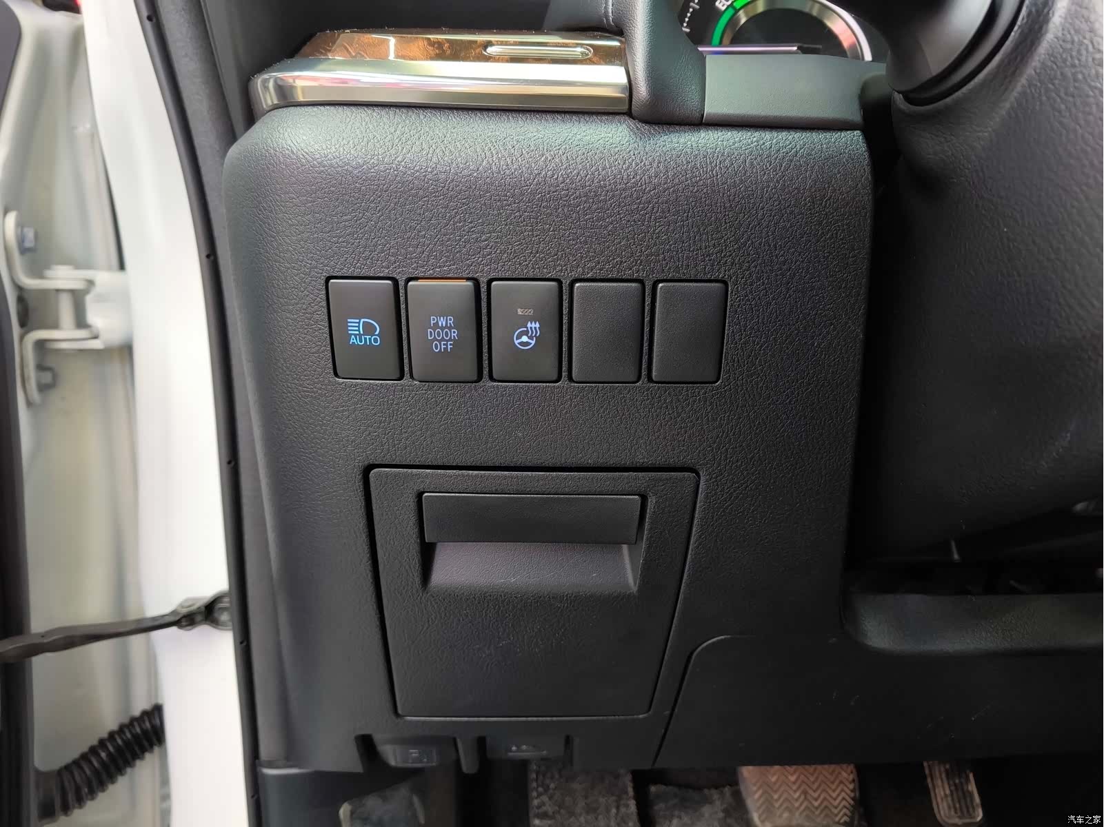 Toyota Alphard, 2020 27