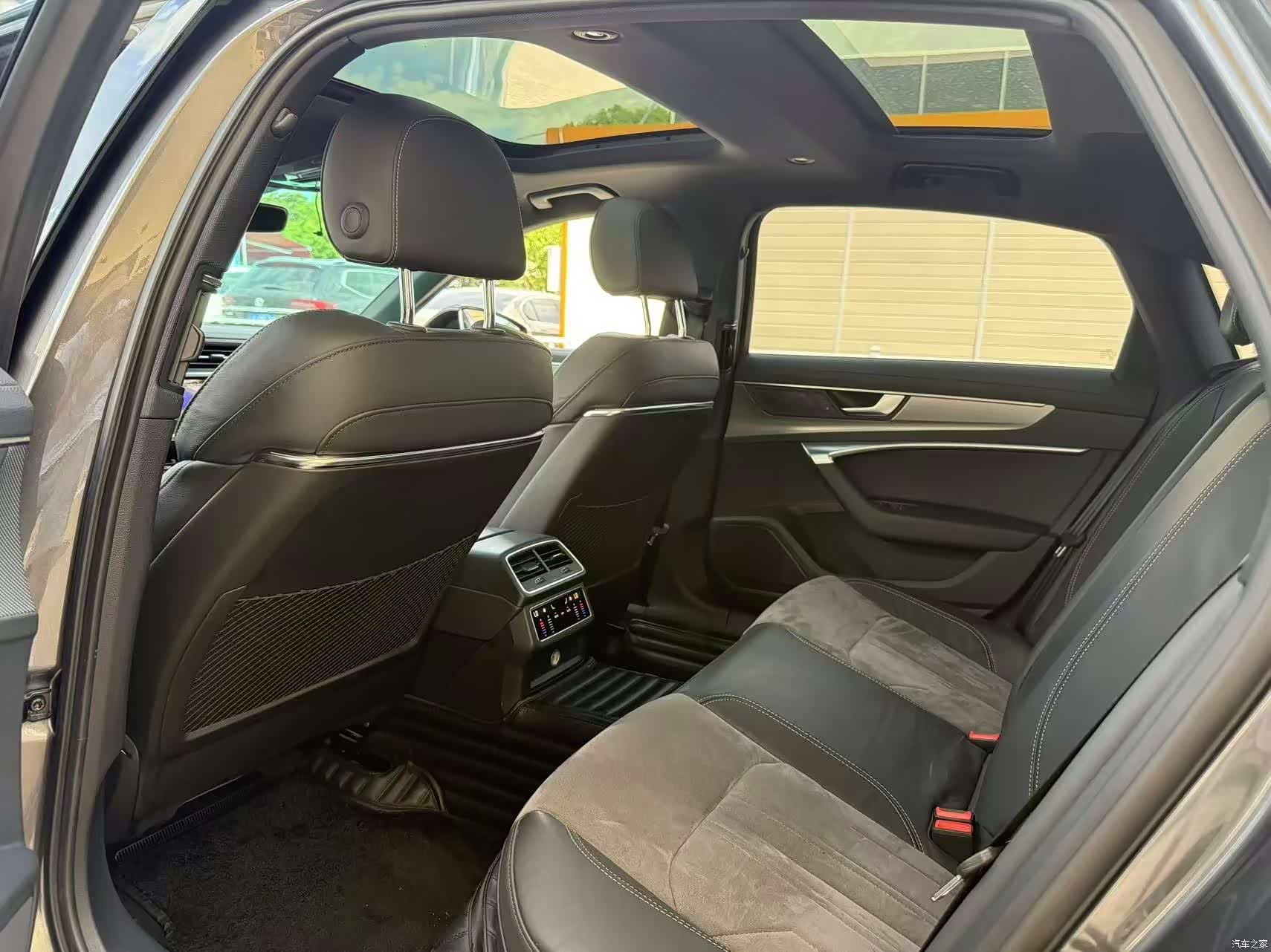 Audi A6L, 2020 все фото