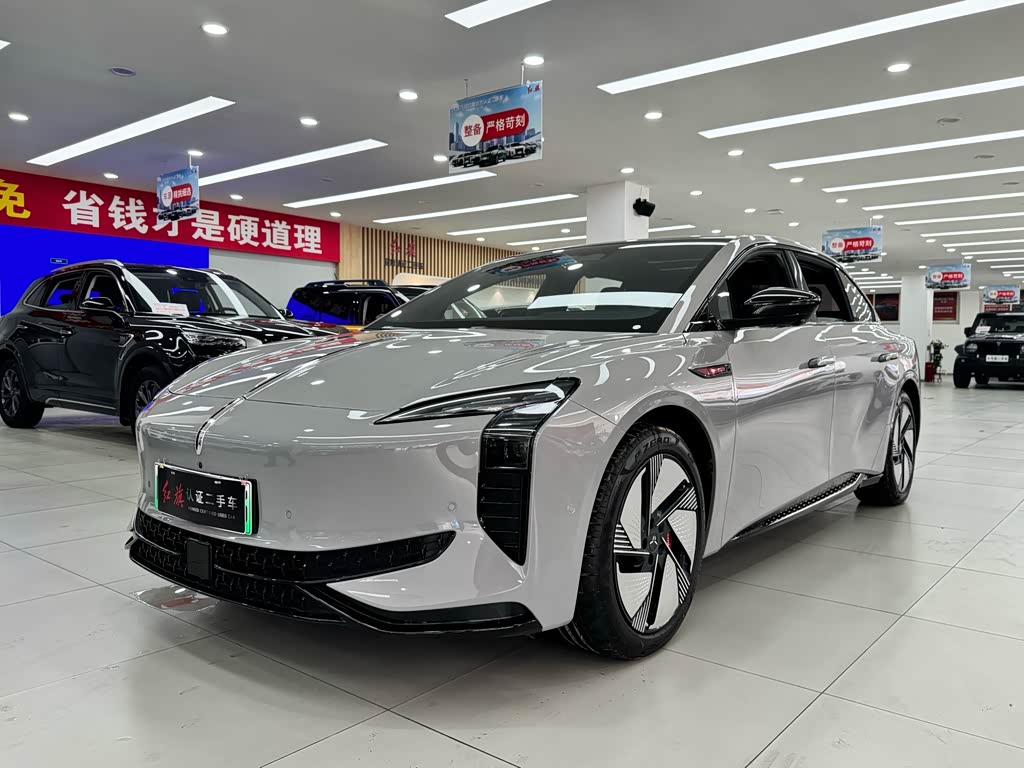 Hongqi EH7