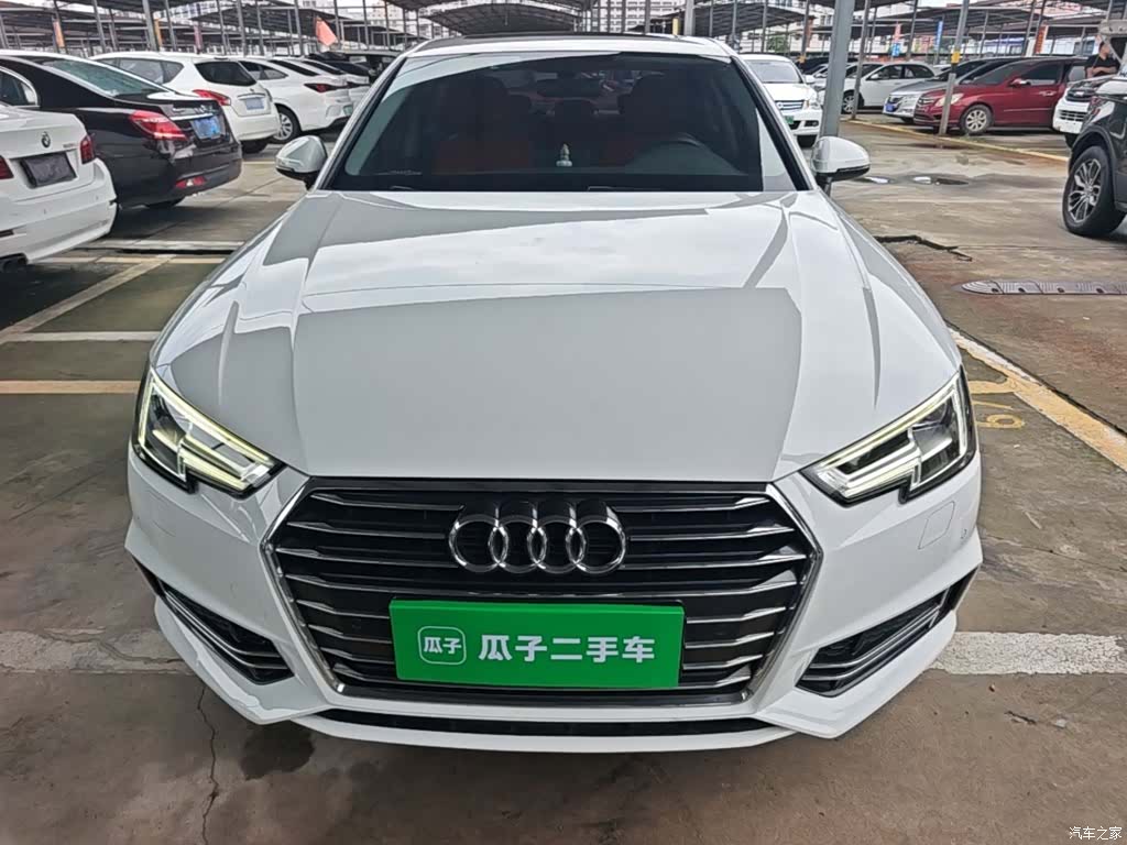 Audi A4L, 2019 3