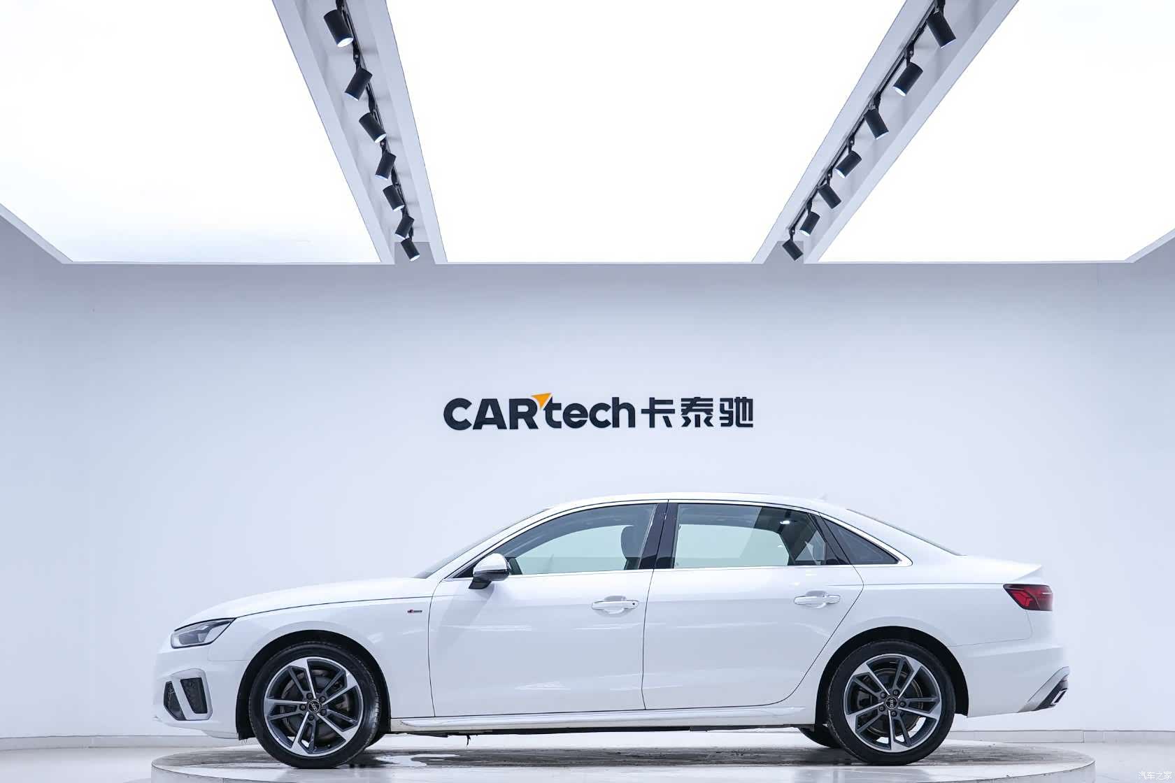 Audi A4L, 2022 2