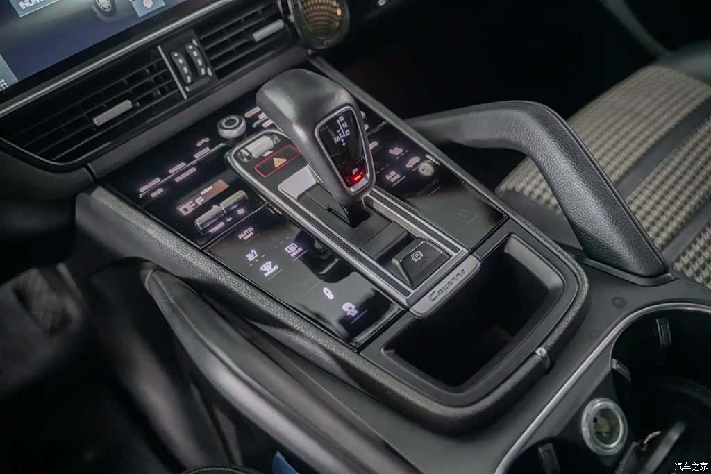 Porsche Cayenne, 2019 17