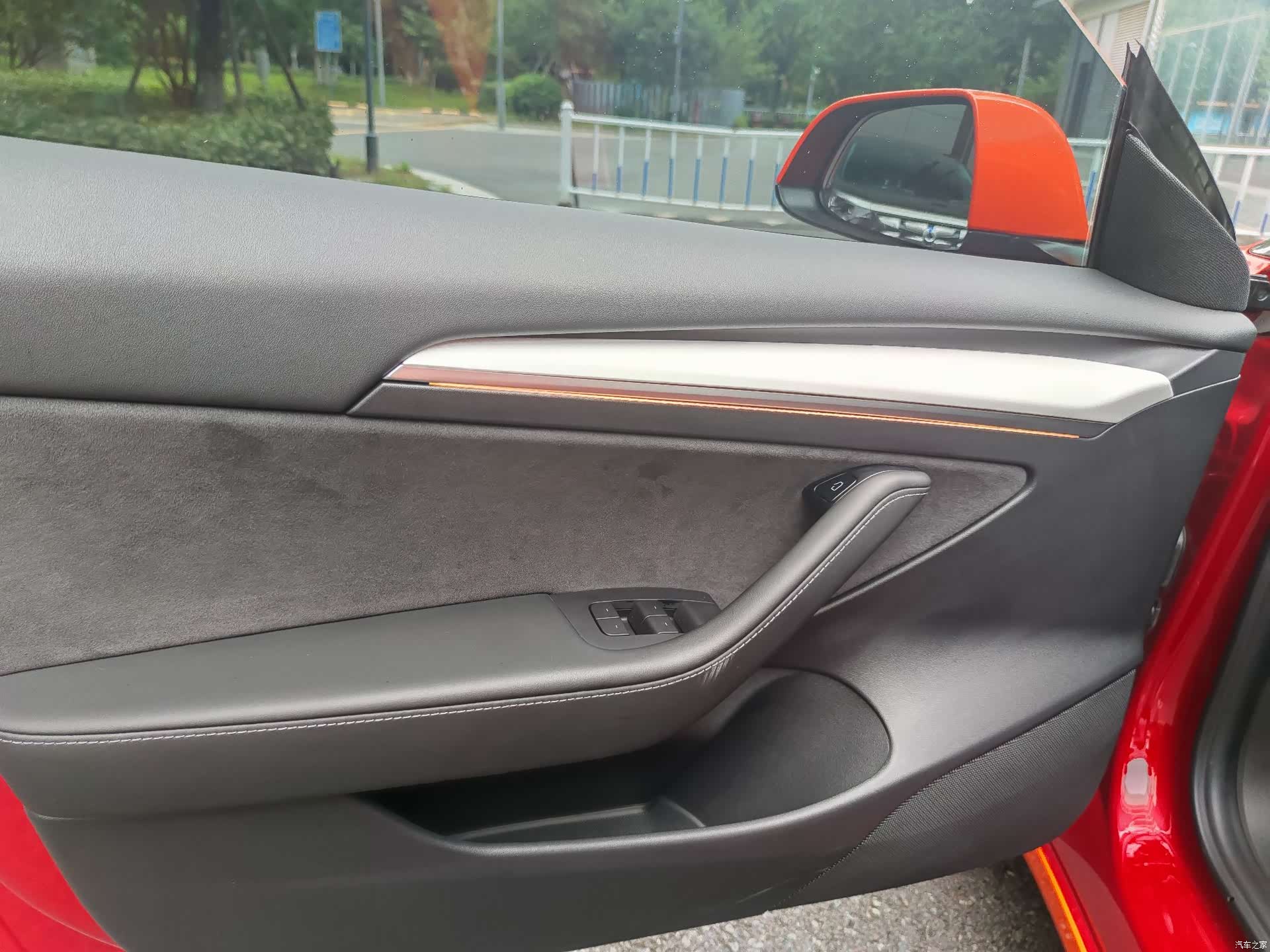 Tesla Model 3, 2021 все фото