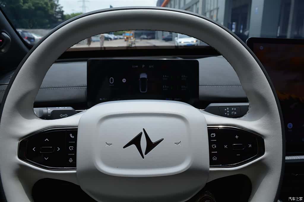 DongFeng eπ007, 2025 18