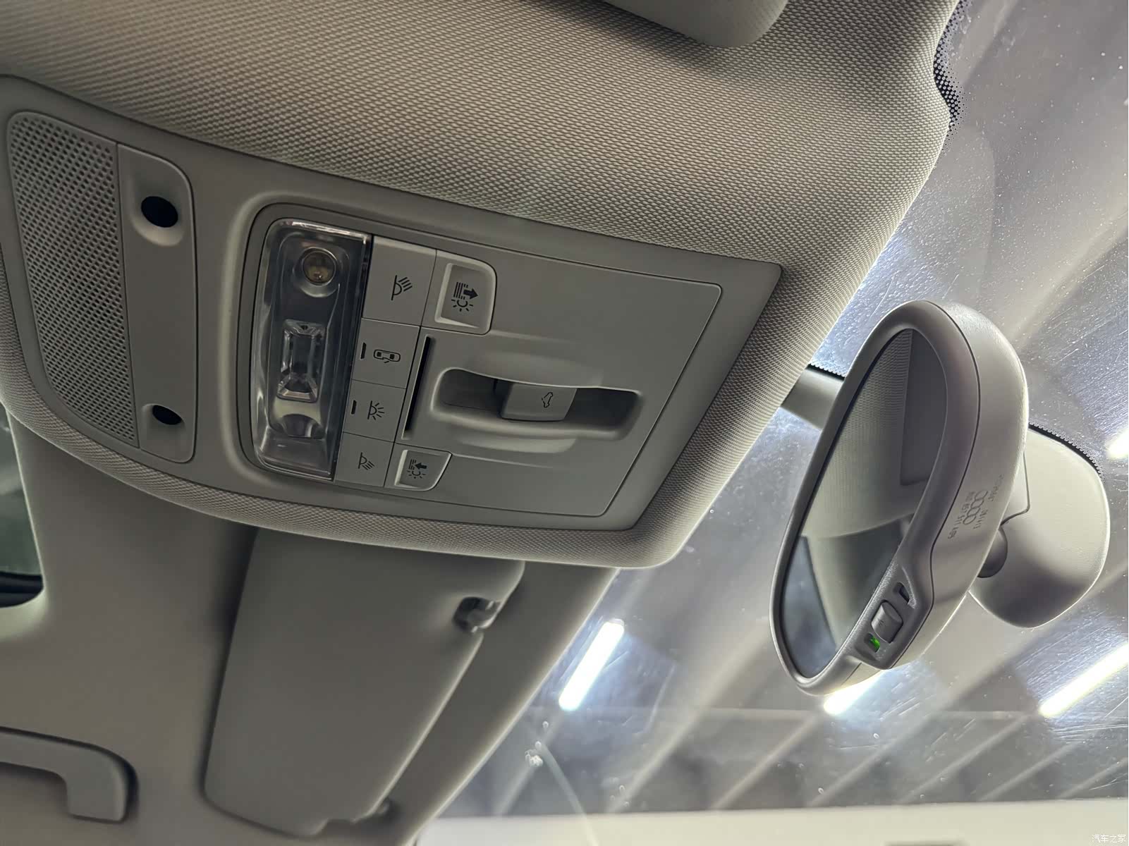 Audi Q3, 2014 28