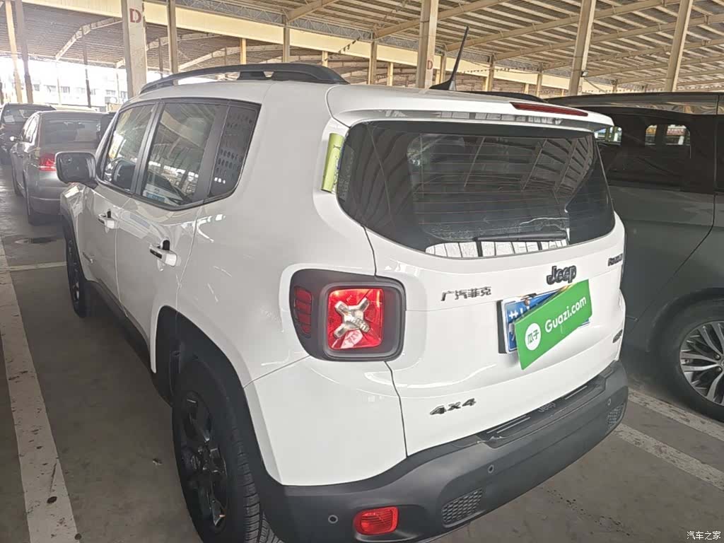 Jeep Renegade, 2017 все фото