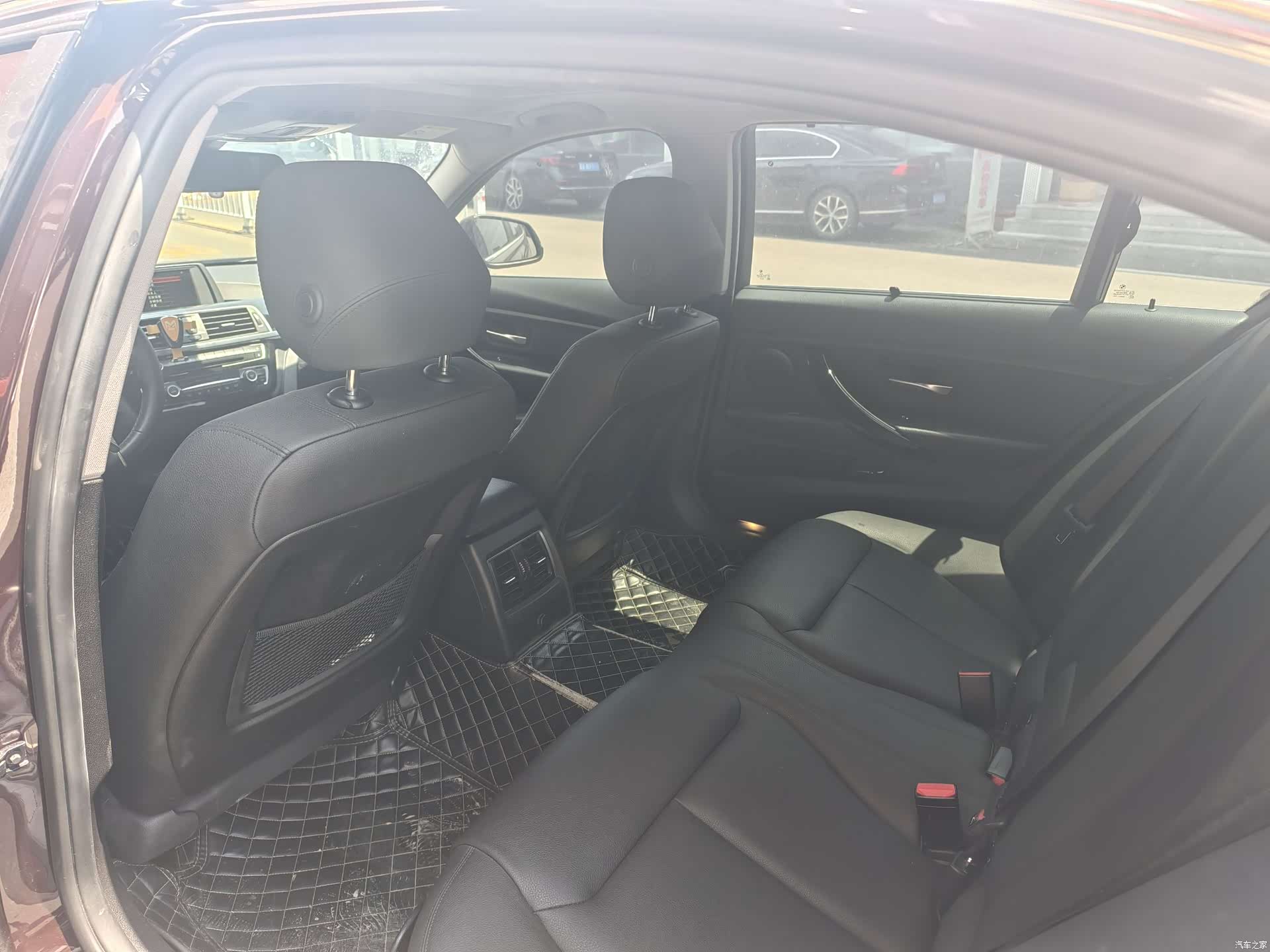 BMW 3 Series, 2017 12