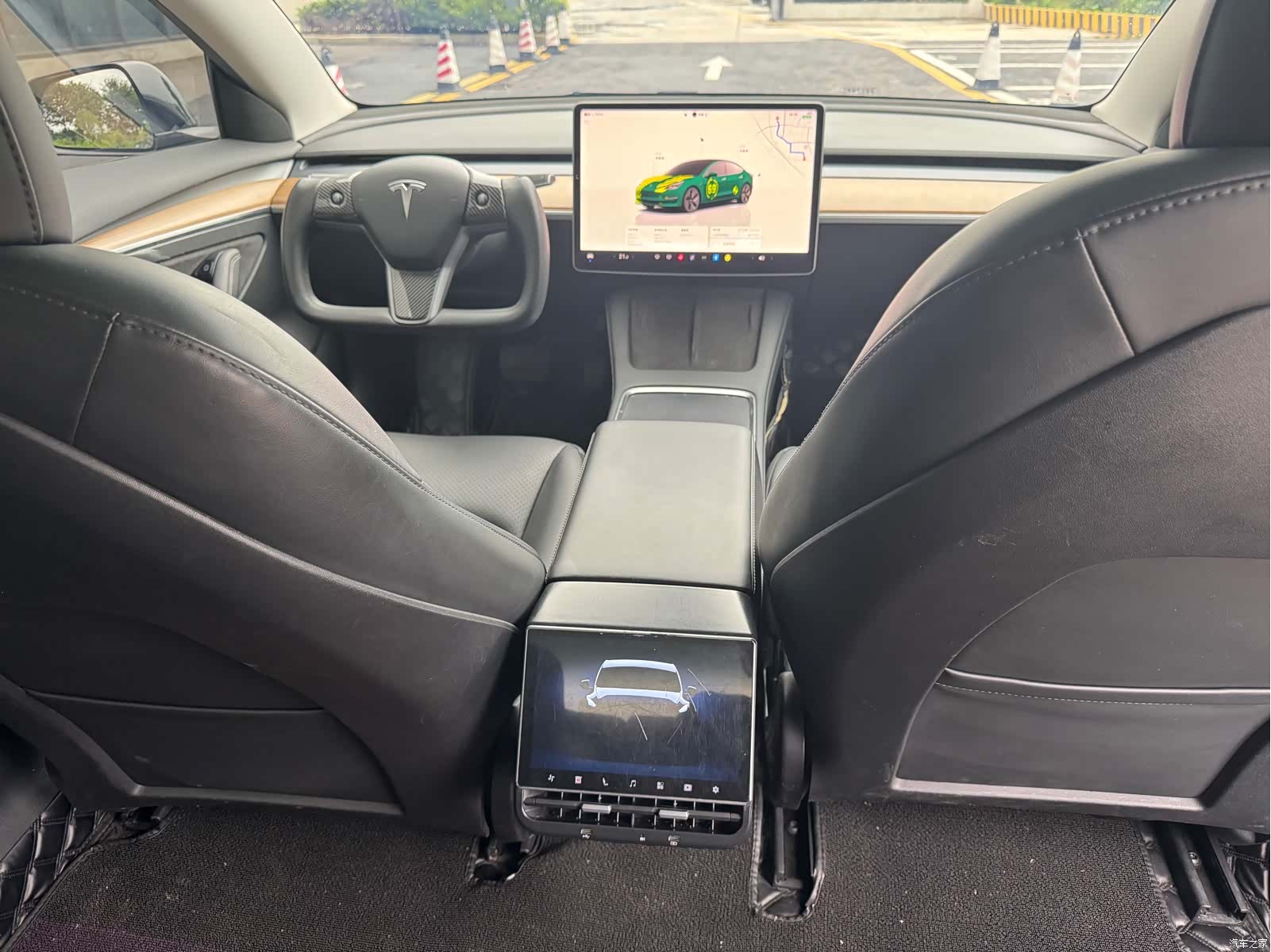 Tesla Model 3, 2022 13