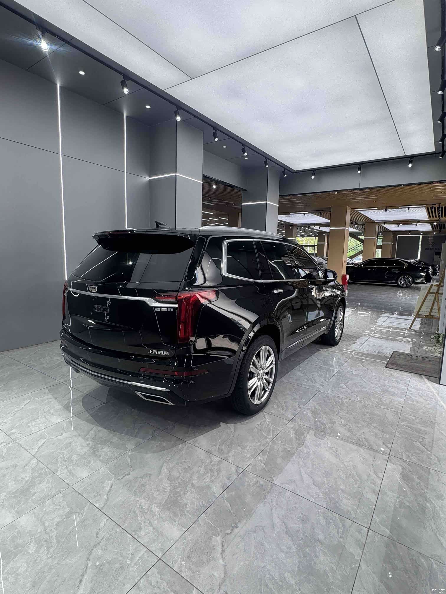 Cadillac XT6, 2023 4