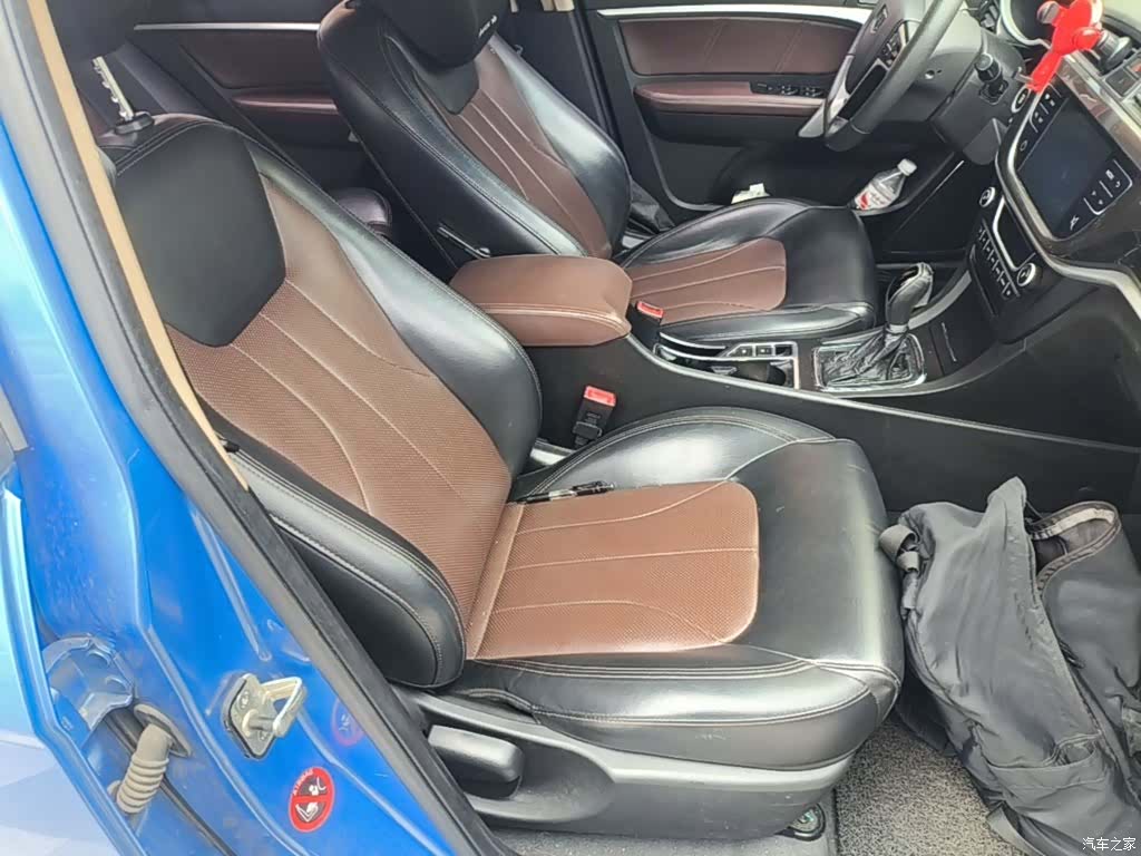 Geely Emgrand, 2017 25
