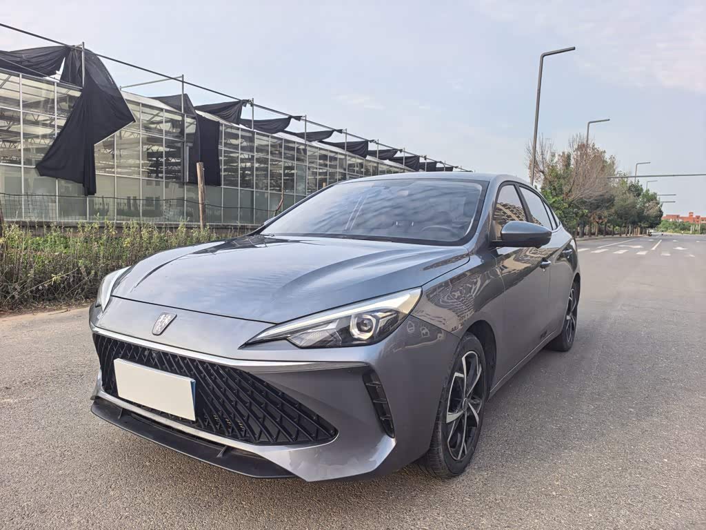 Roewe i5