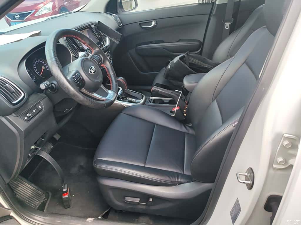 Kia KX3, 2016 15