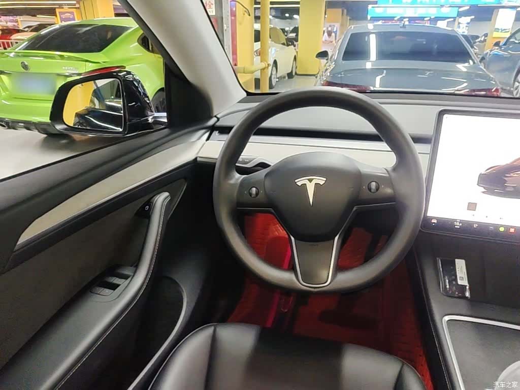 Tesla Model Y, 2024 11
