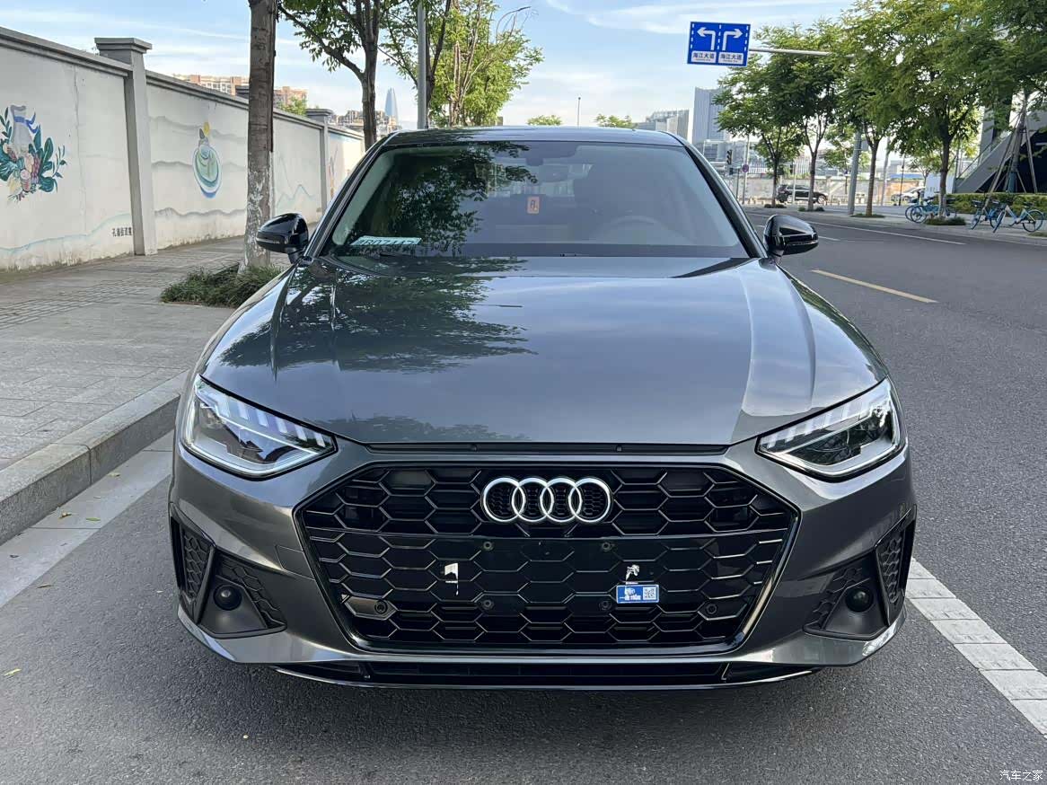 Audi A4L, 2022 2
