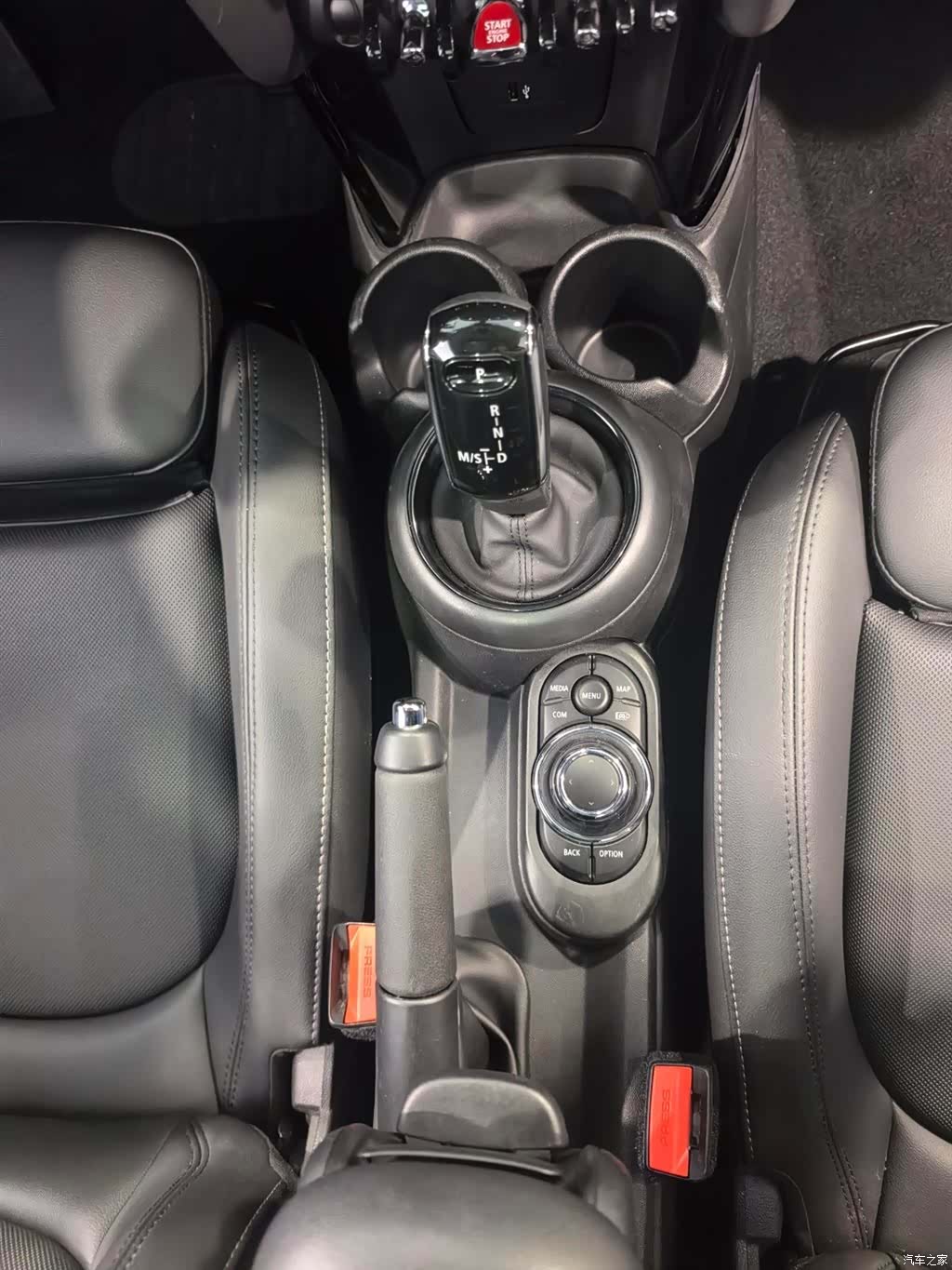 Mini Cooper, 2022 10