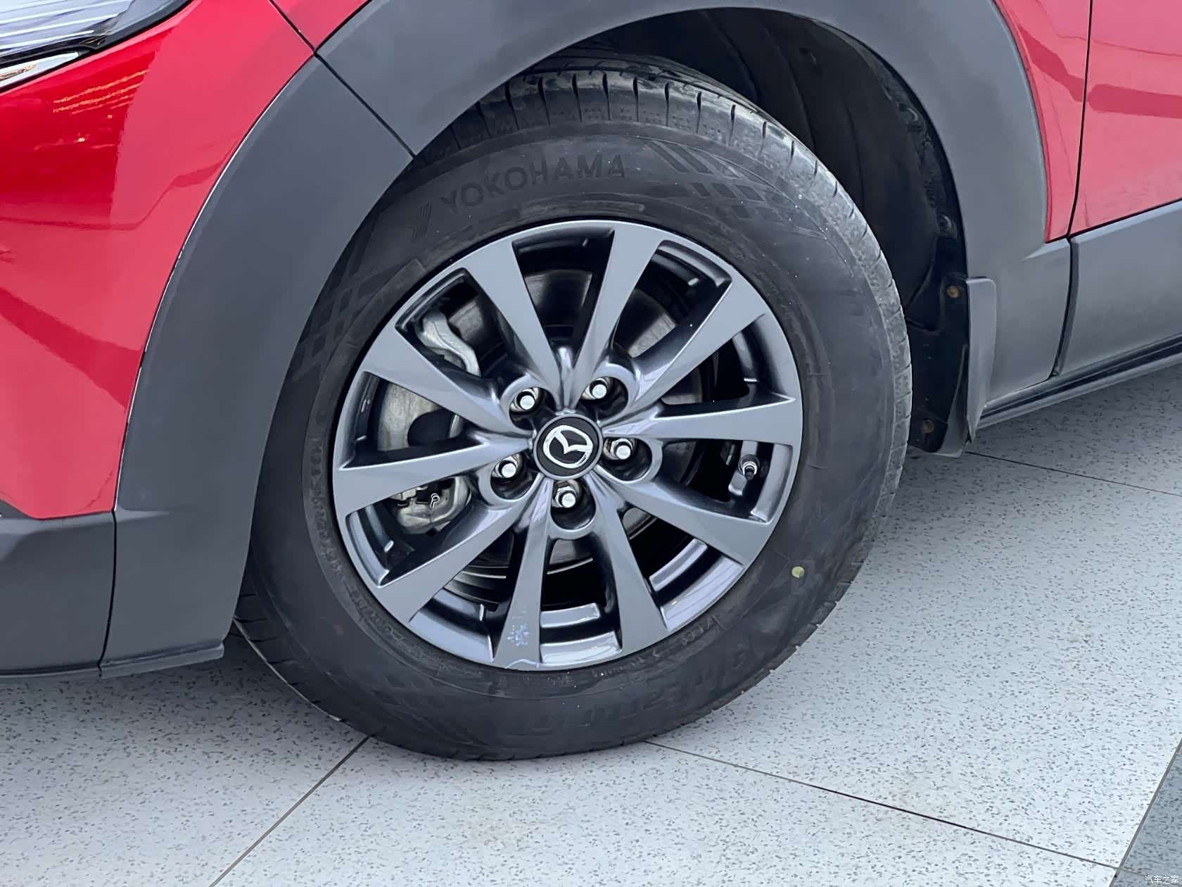 Mazda CX-30, 2022 все фото