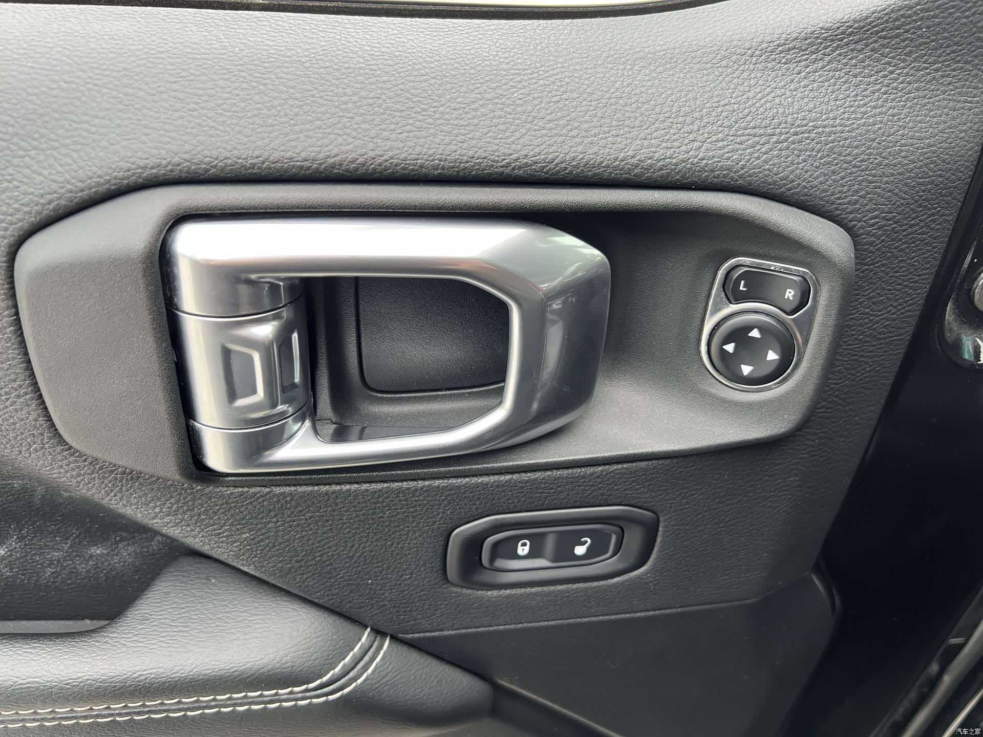 Jeep Wrangler, 2021 20