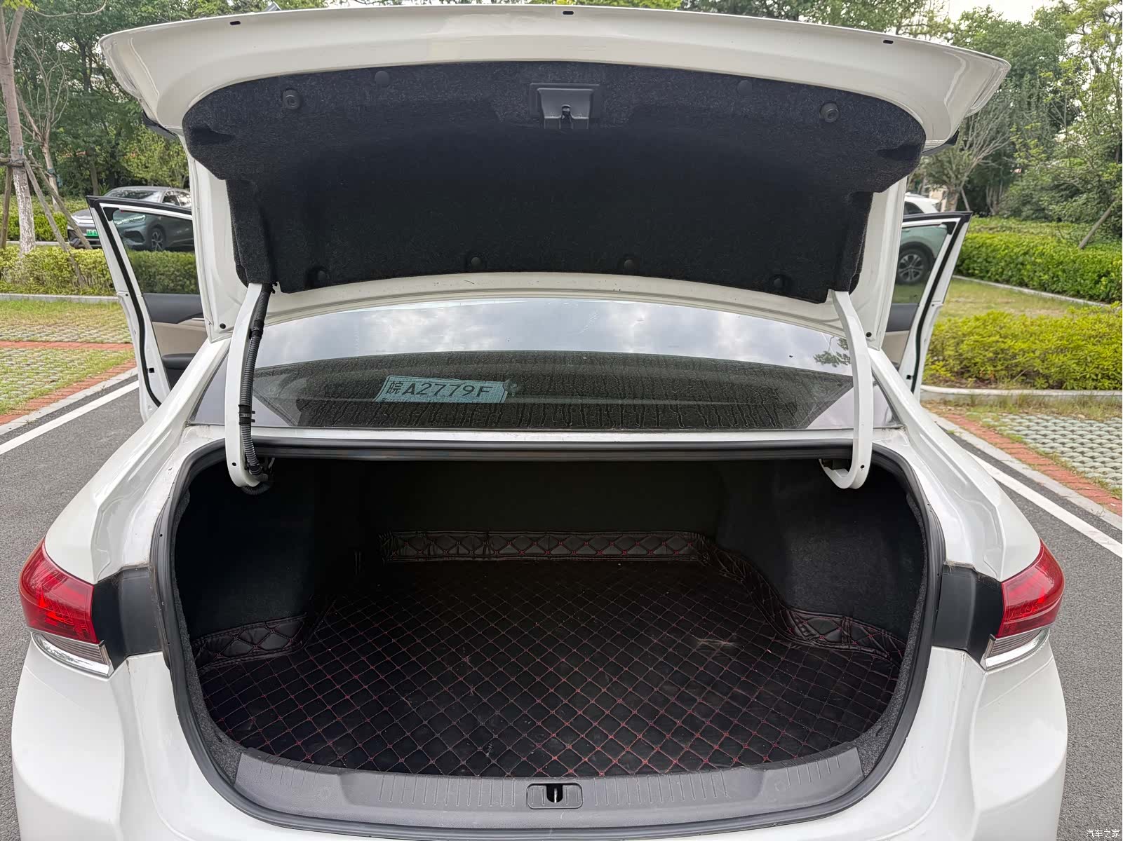 Buick V, 2018 15