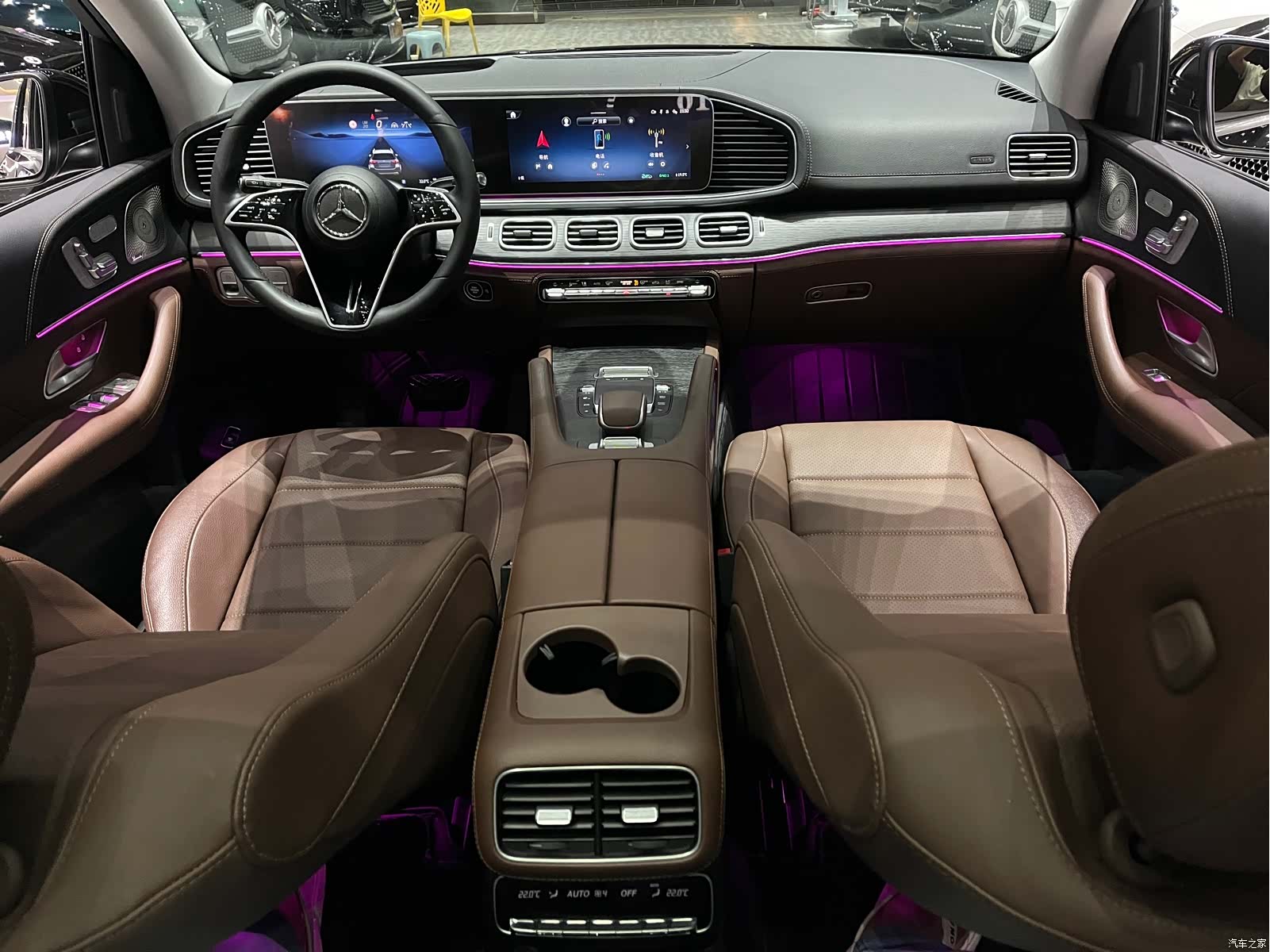 Mercedes-Benz GLE, 2023 13