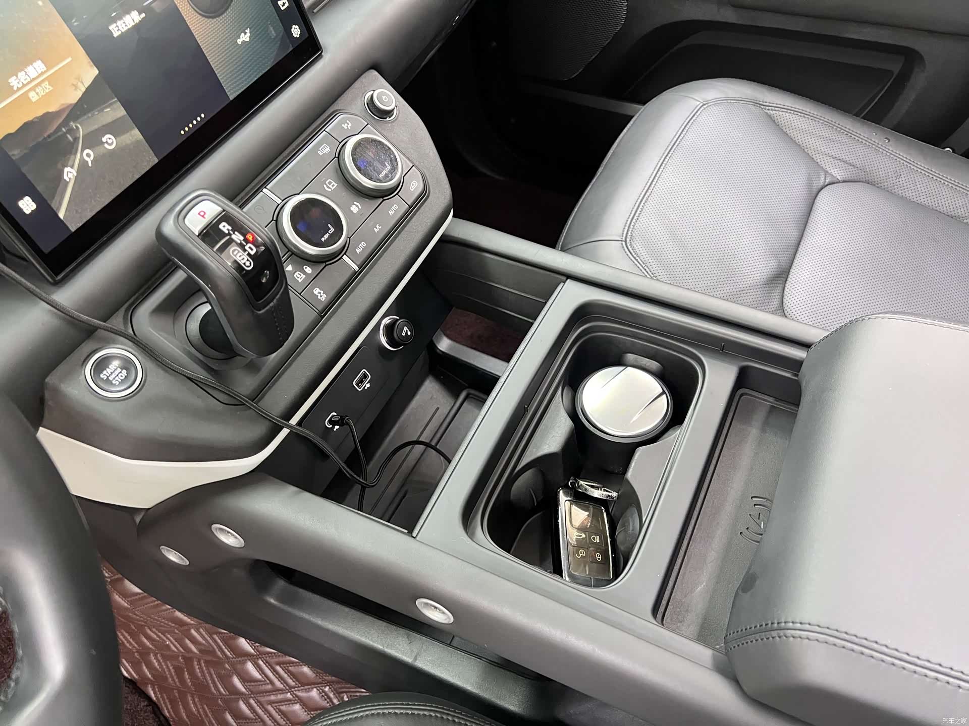 Land Rover Defender, 2022 29
