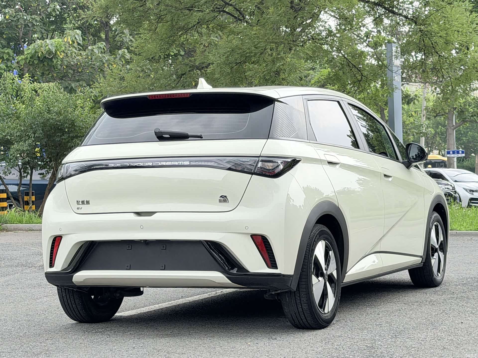 BYD Dolphin, 2023 7