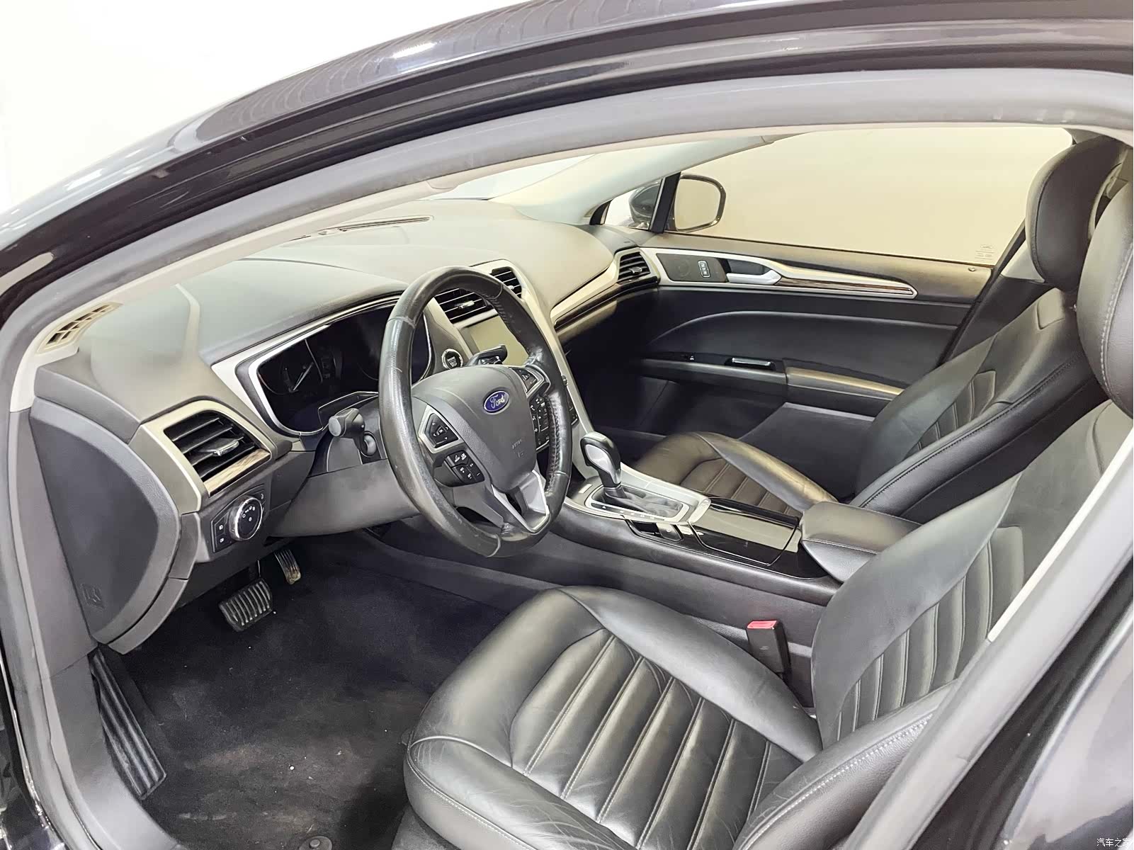 Ford Mondeo, 2014 16