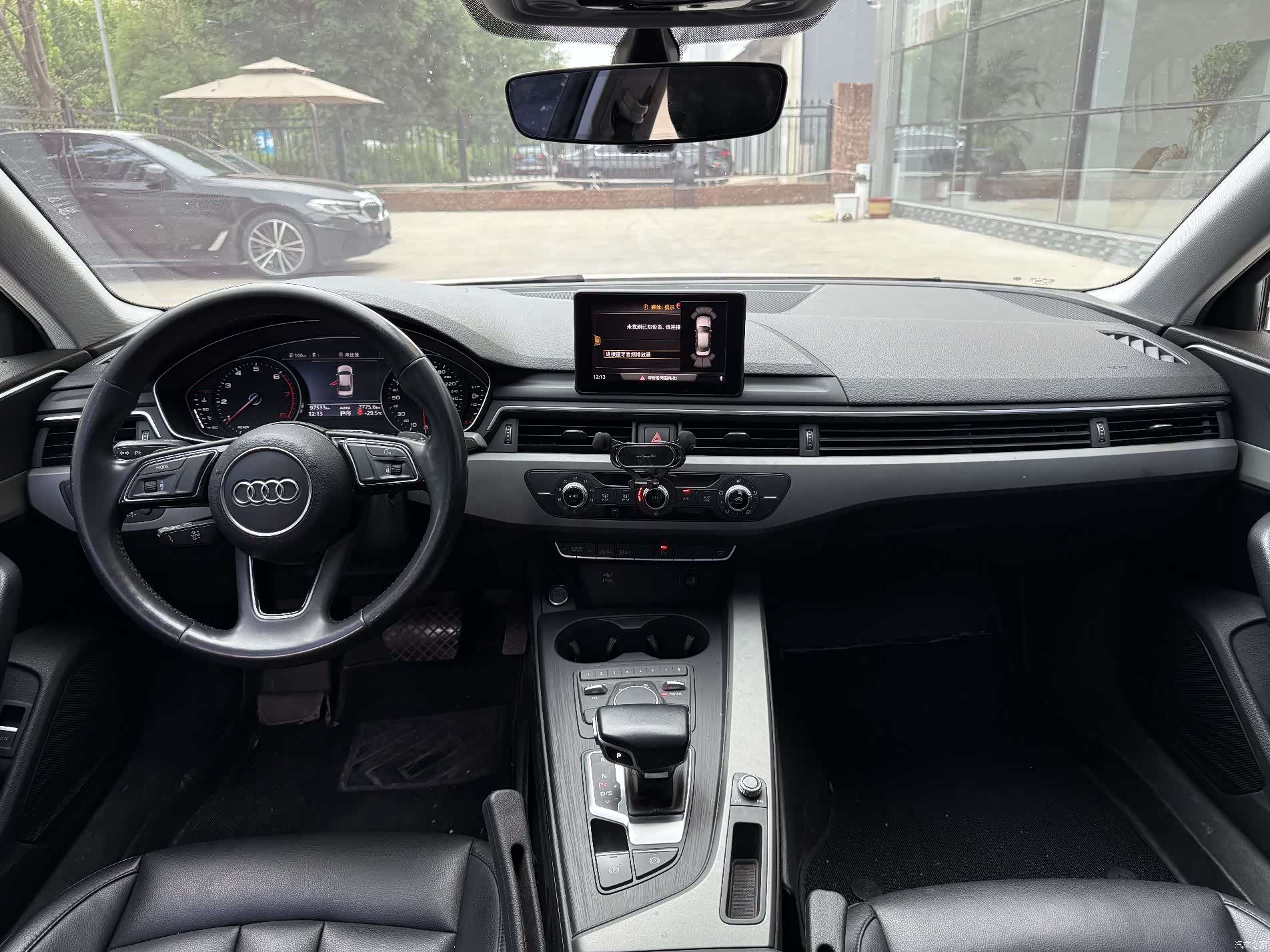 Audi A4L, 2019 4