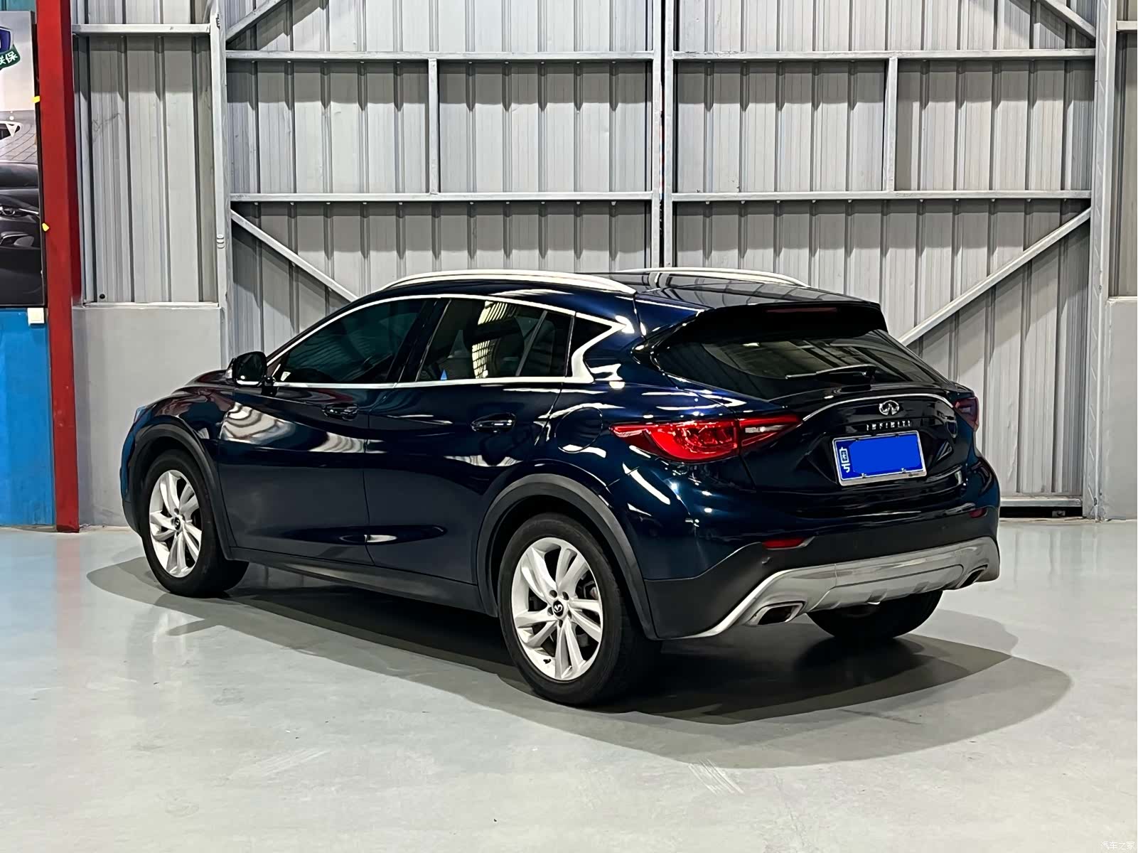 Infiniti QX30, 2018 9
